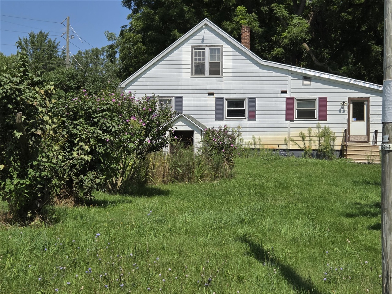 main property photo 3