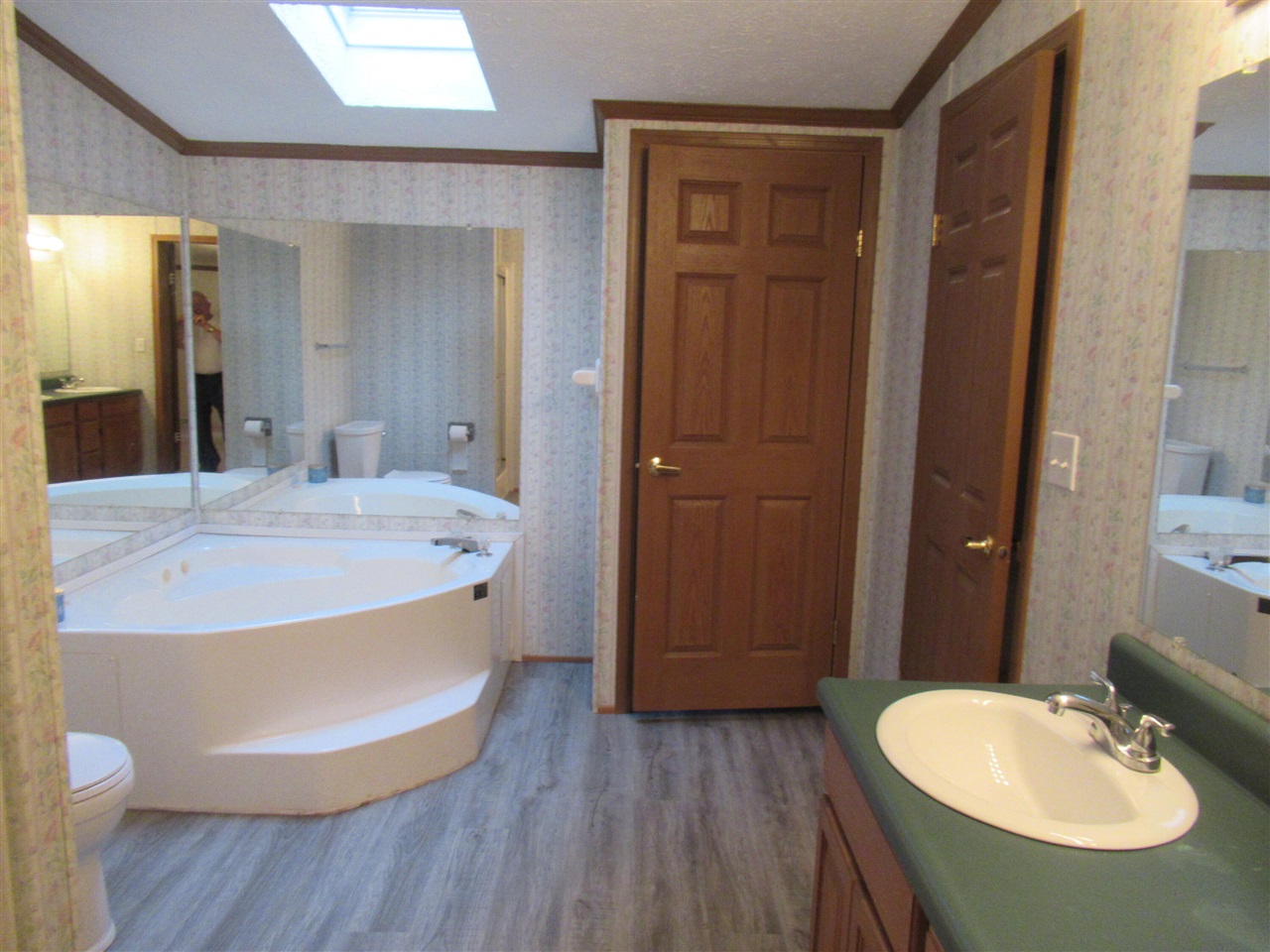 main property photo 15