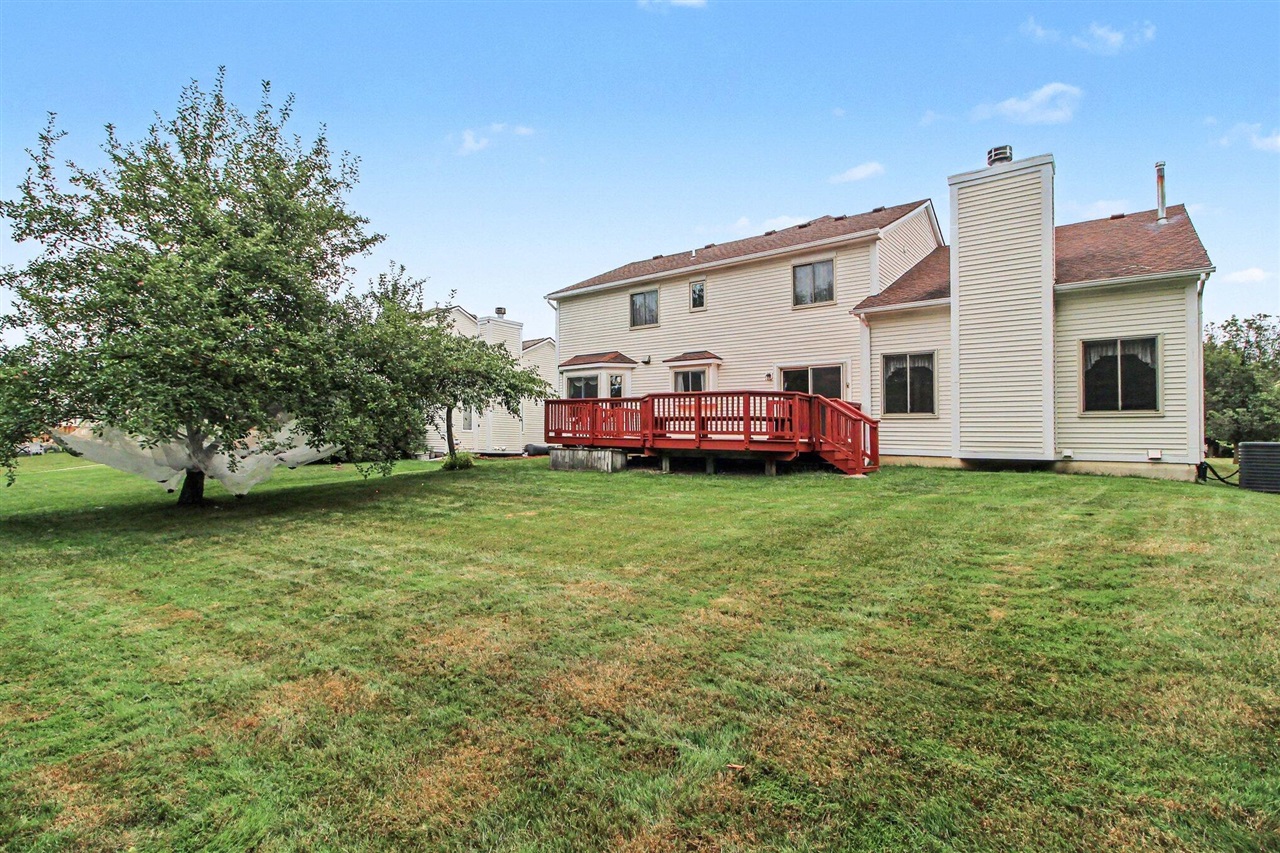 main property photo 30