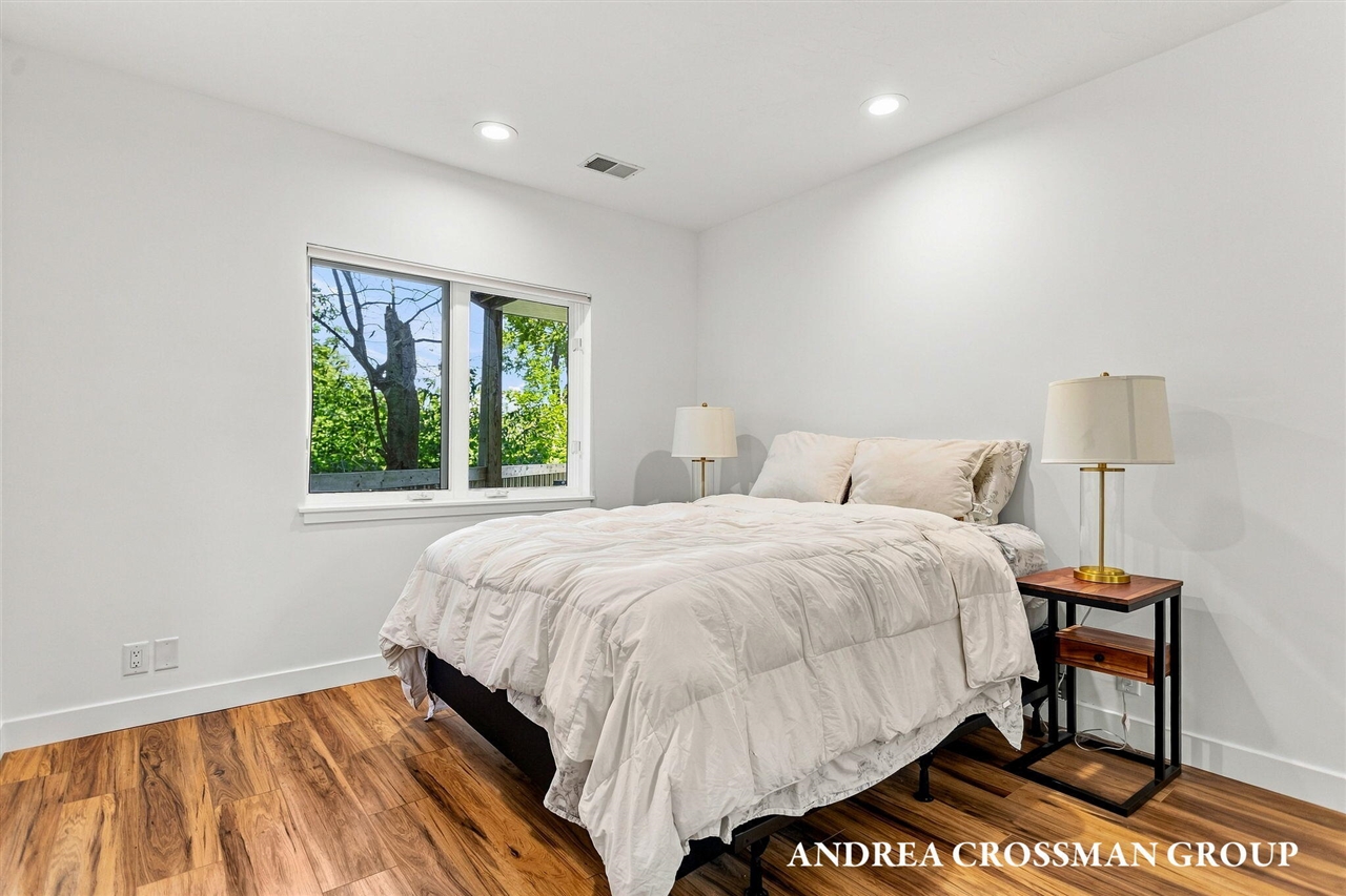 main property photo 65