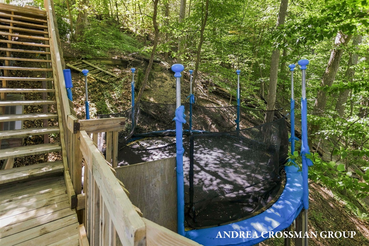 main property photo 83