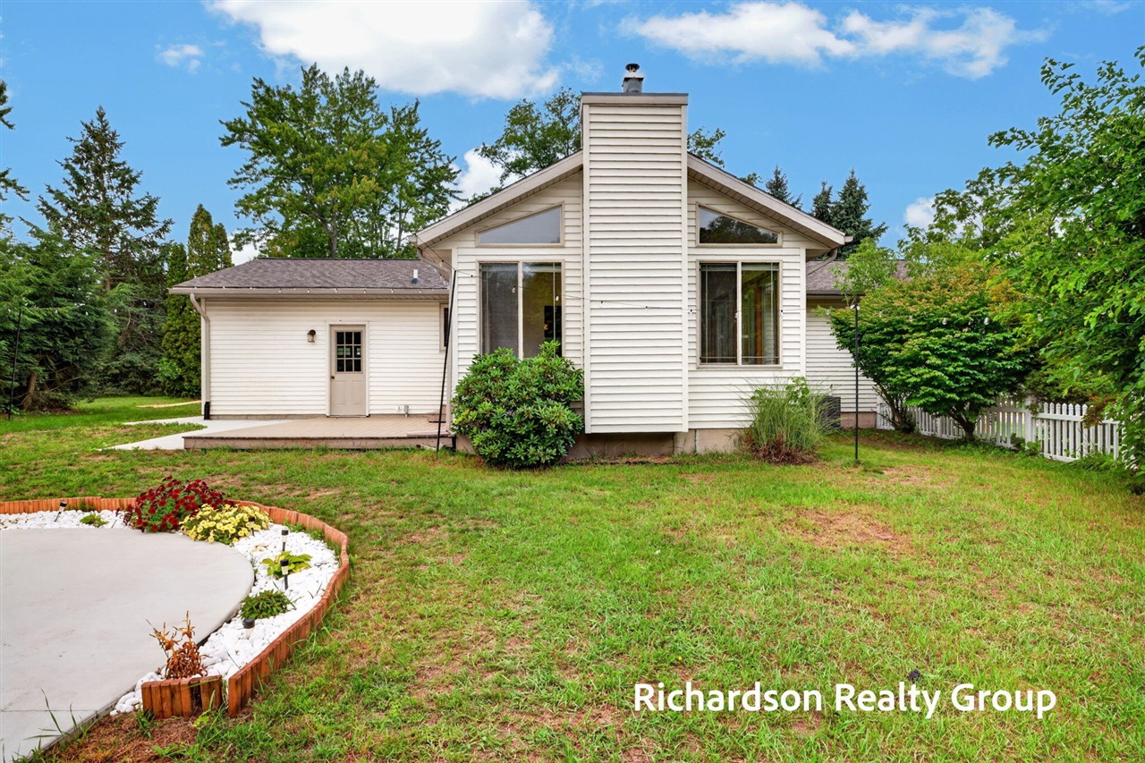 main property photo 73