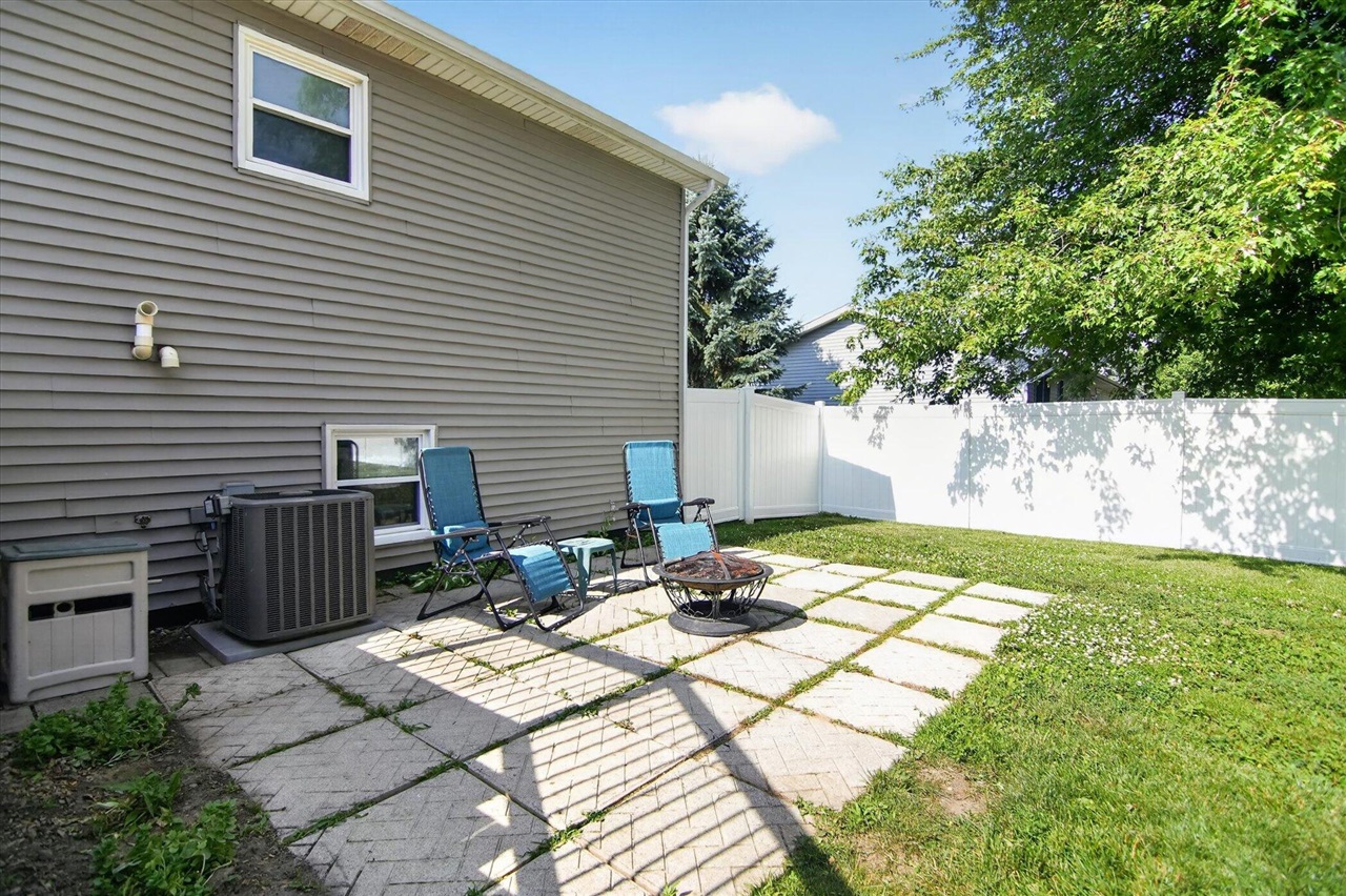 main property photo 47