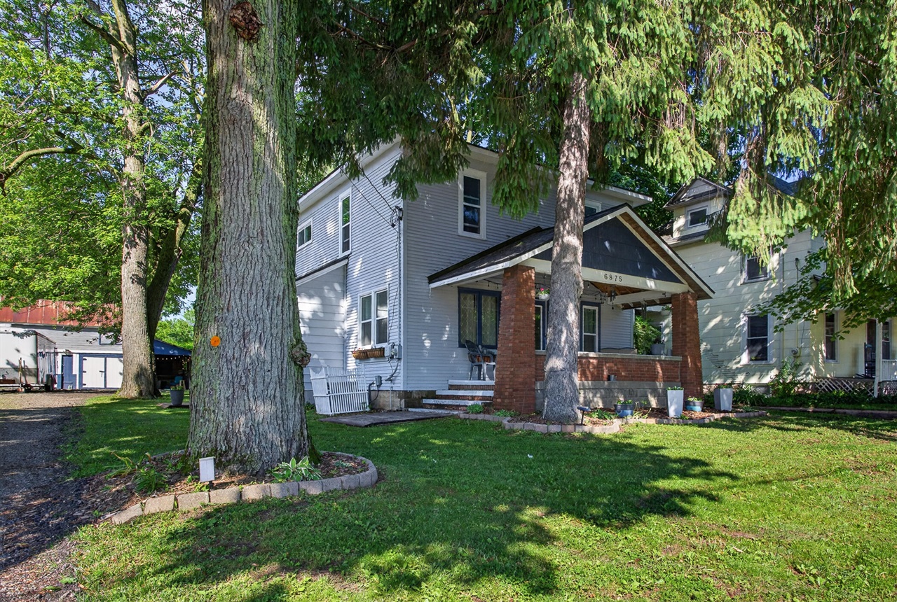 main property photo 36