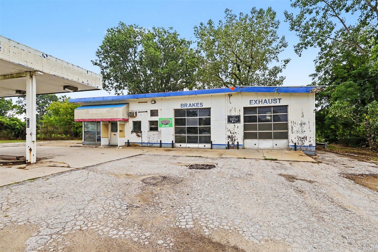 main property photo 5