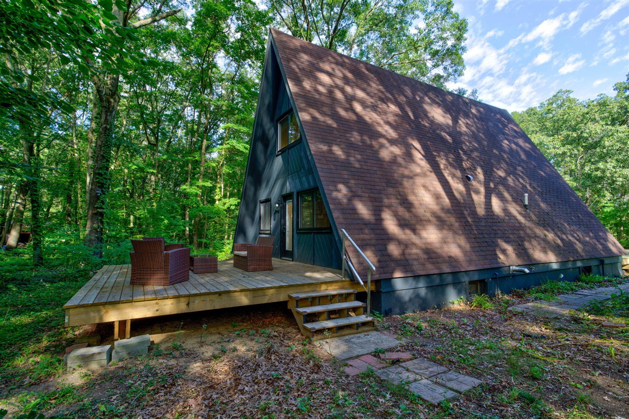 main property photo 43