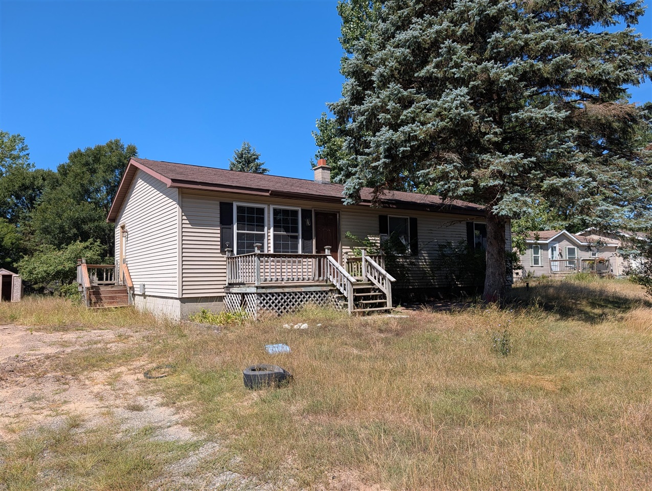 main property photo 22