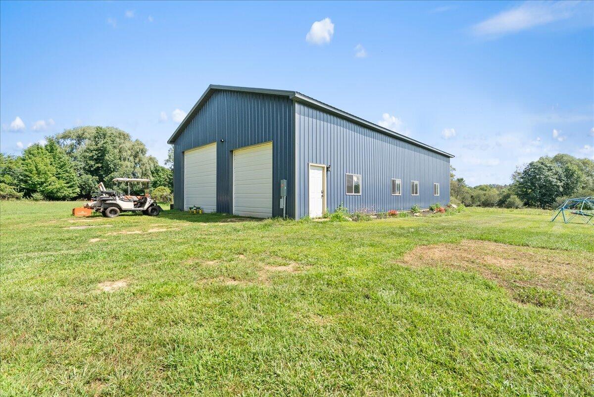 main property photo 35
