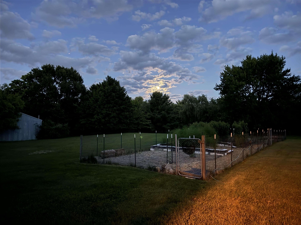 main property photo 77