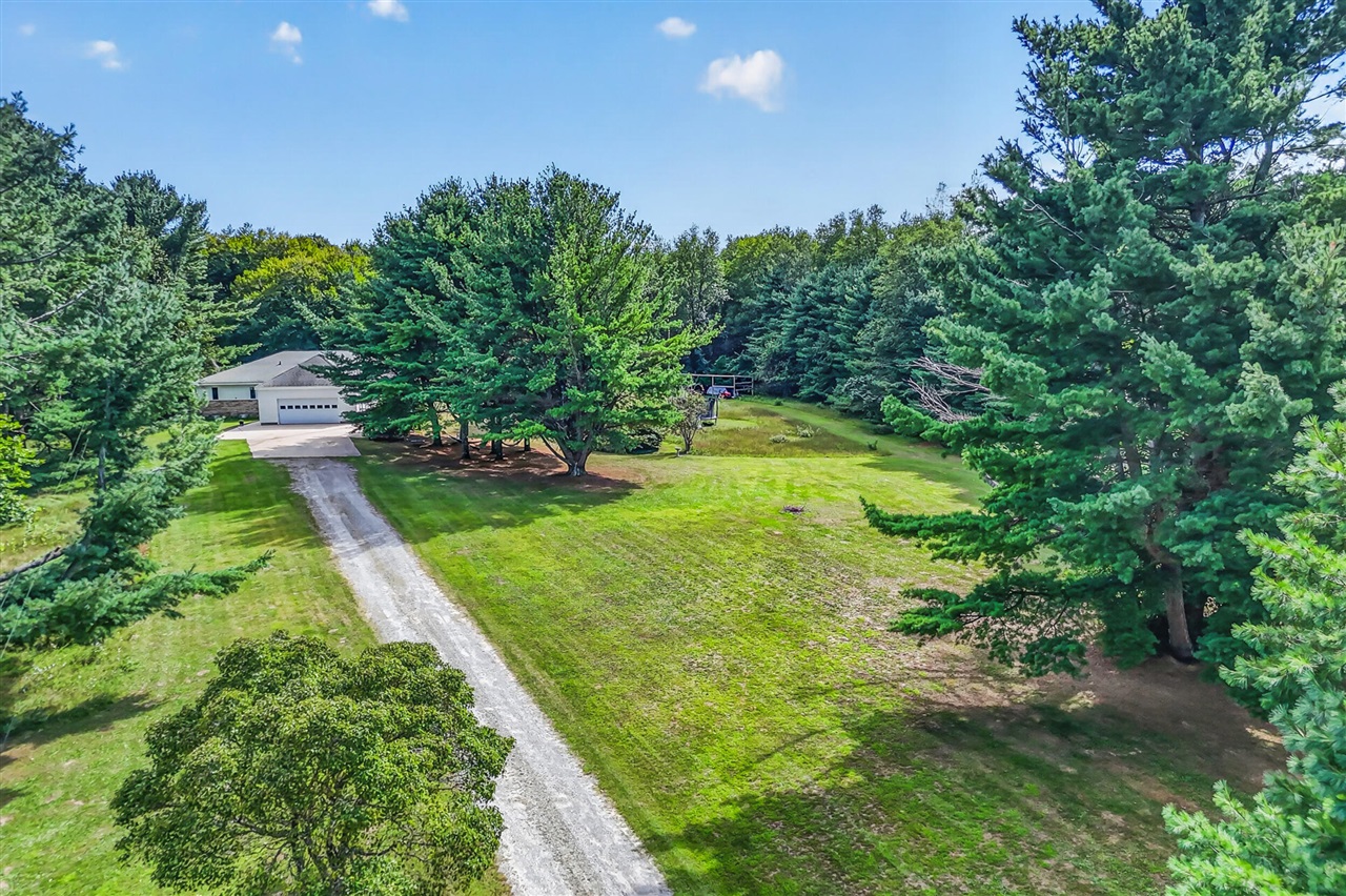 main property photo 51