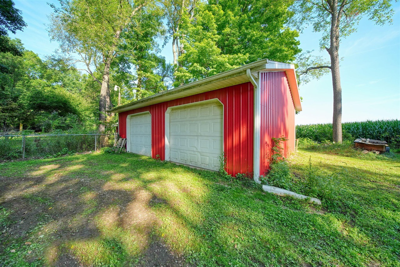 main property photo 49