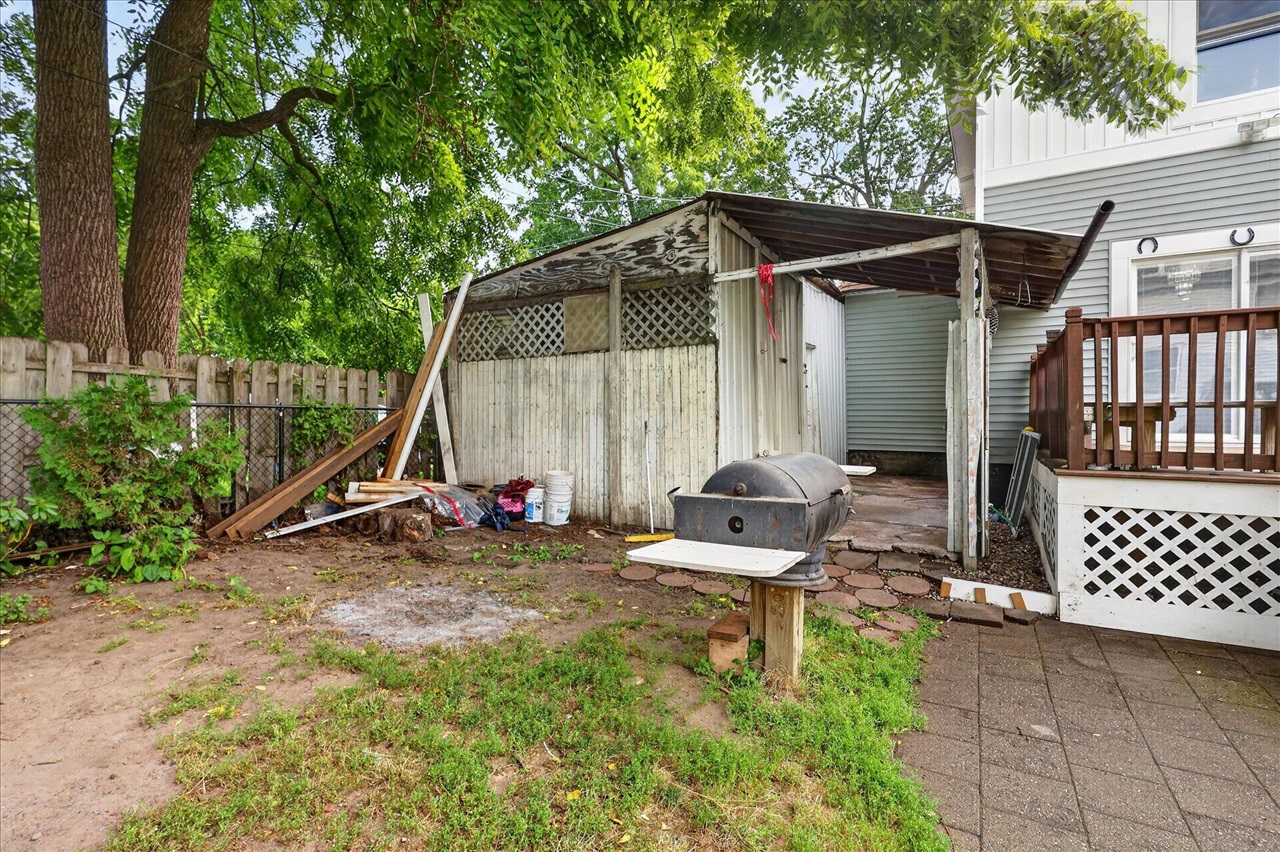 main property photo 42