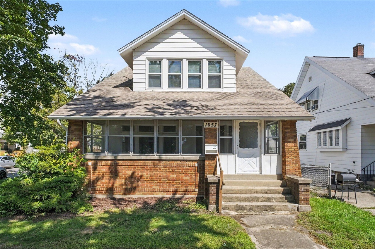 main property photo 0