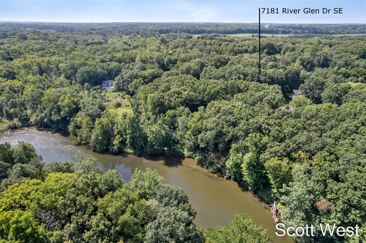 main property photo 45