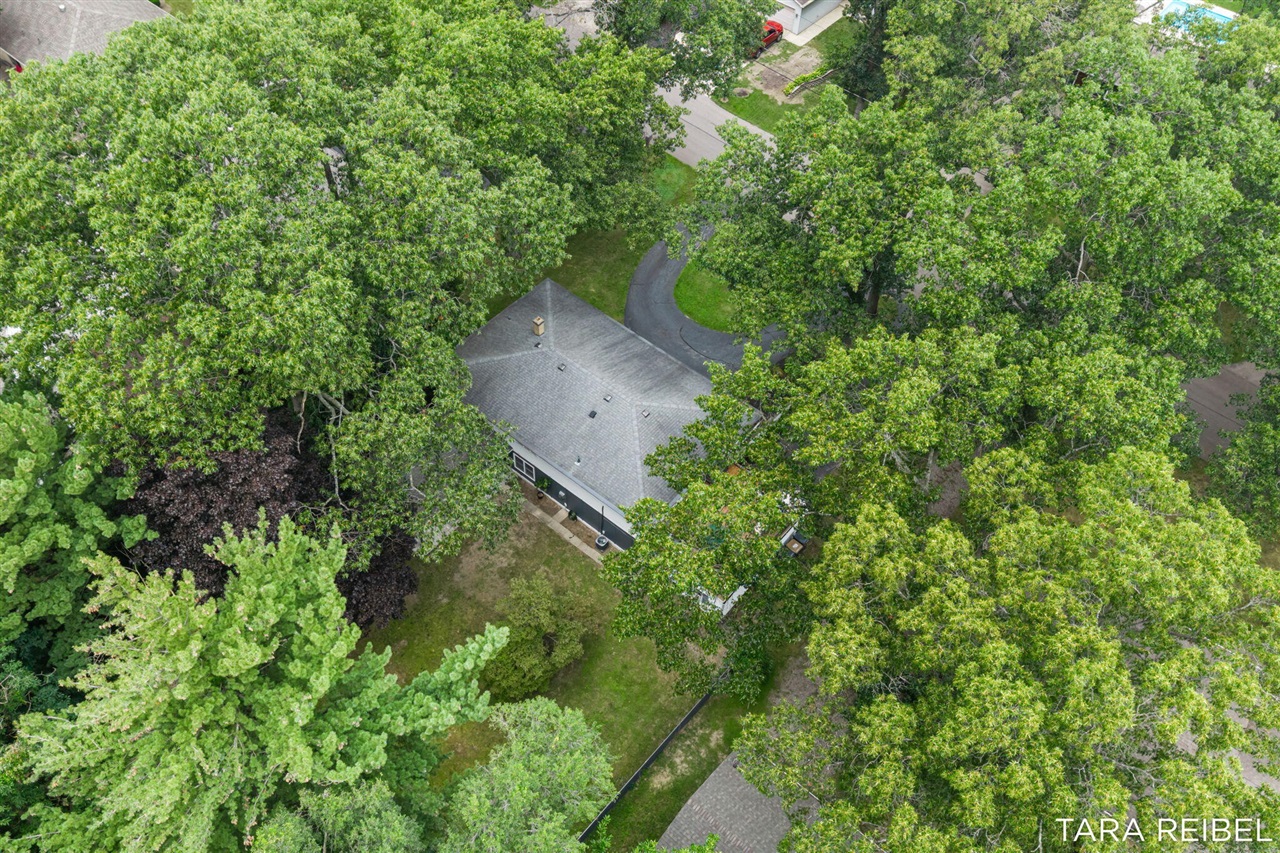 main property photo 64