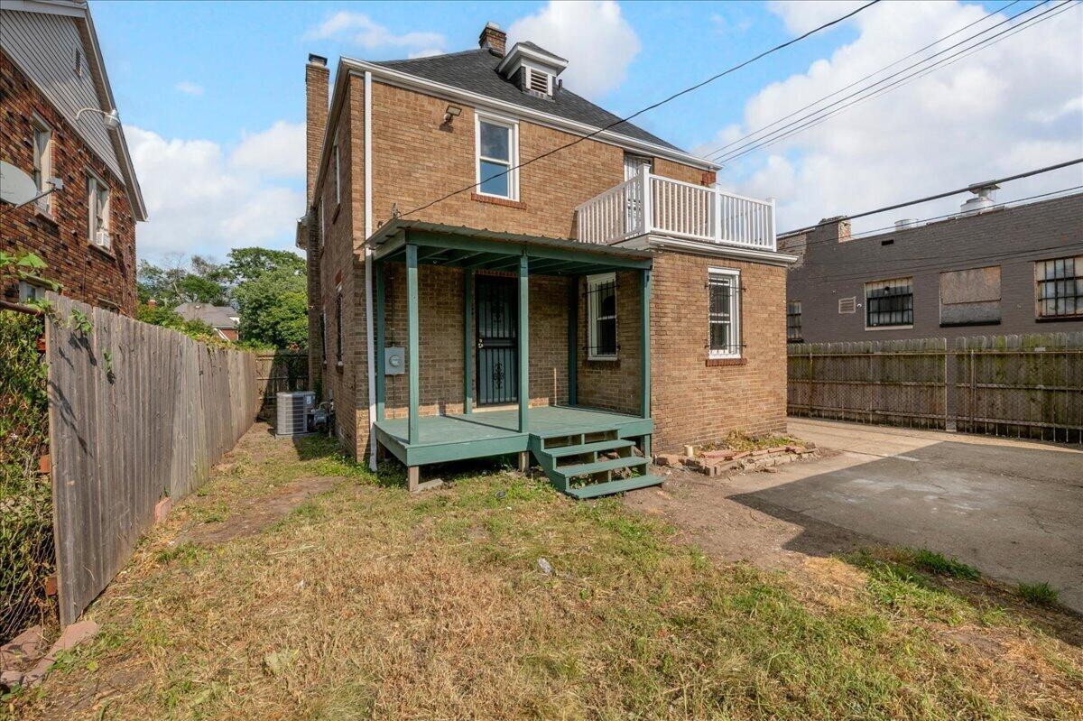 main property photo 33