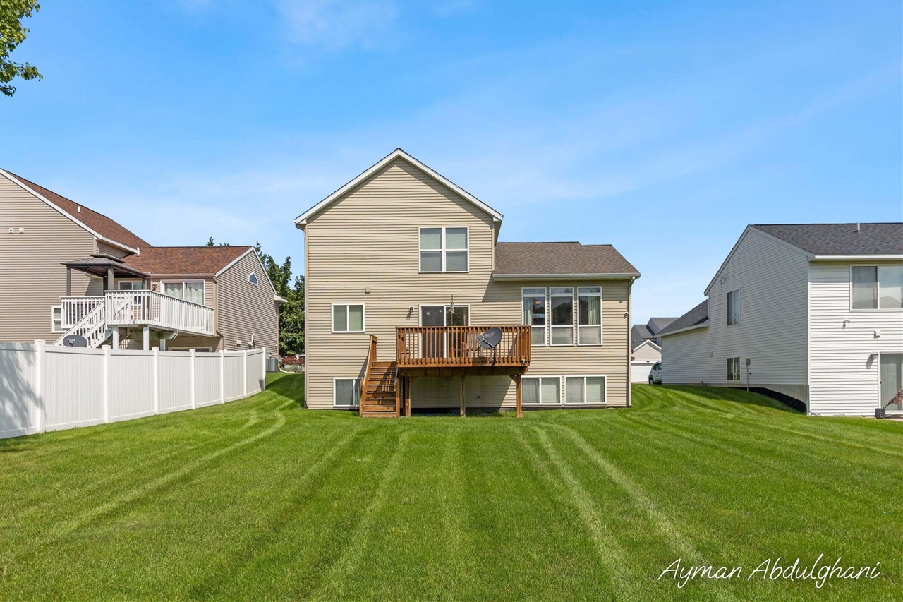 main property photo 27