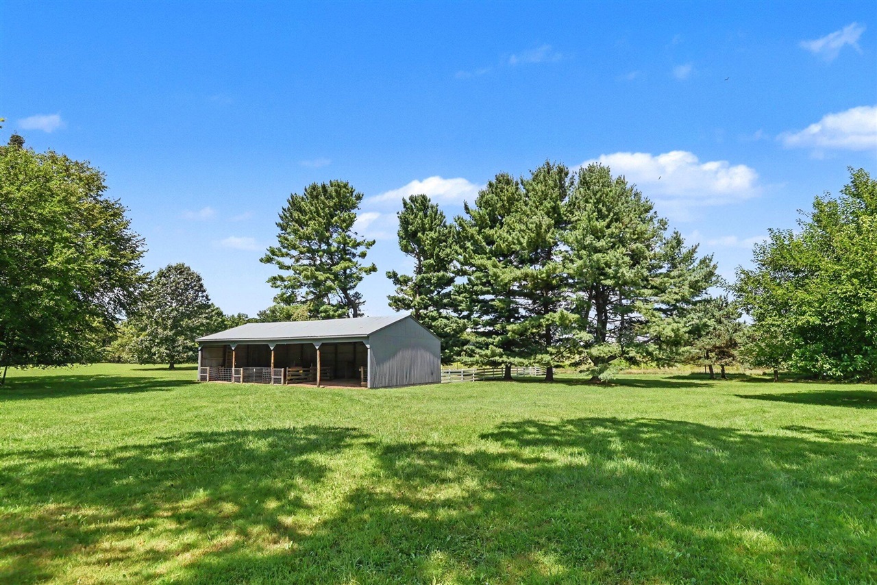 main property photo 24