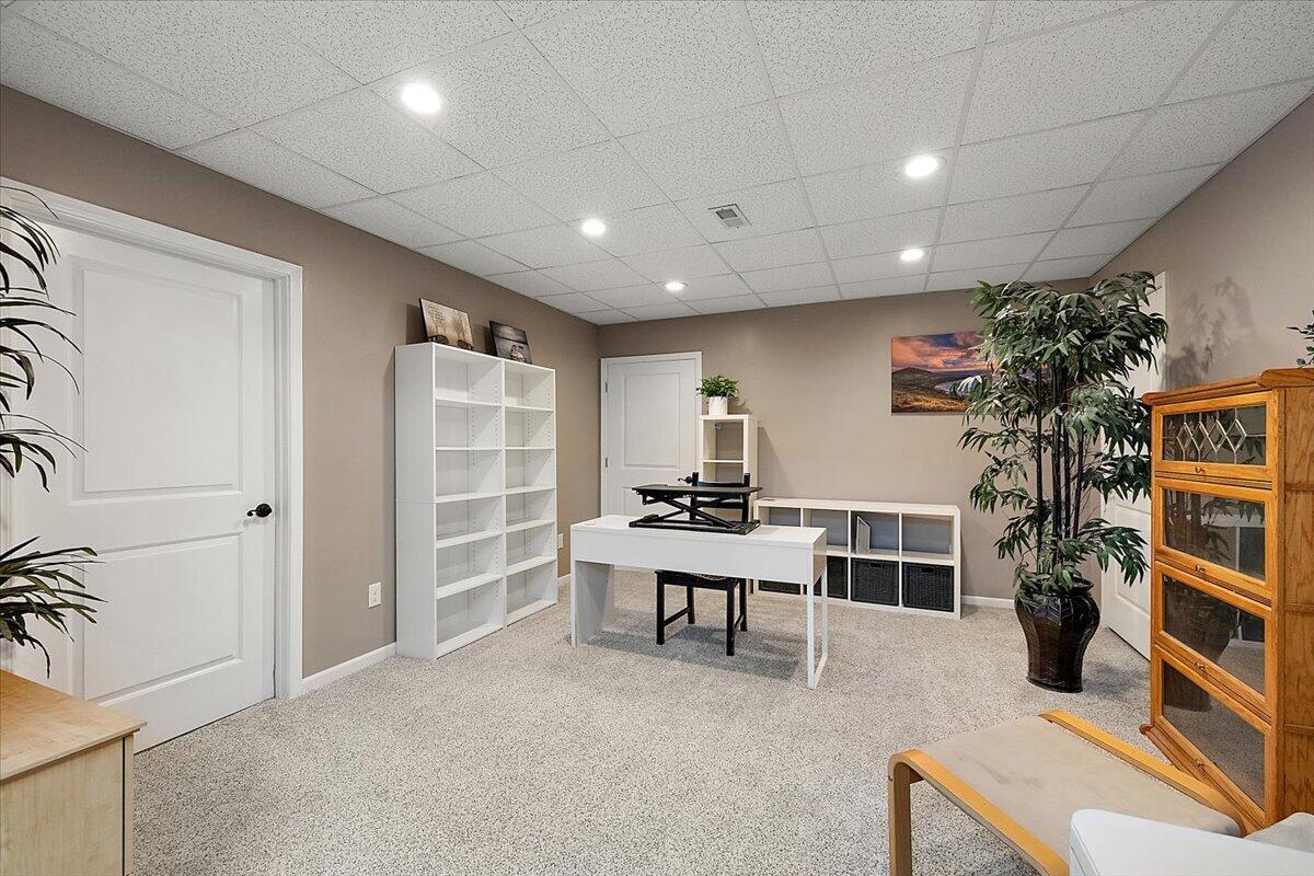 main property photo 73