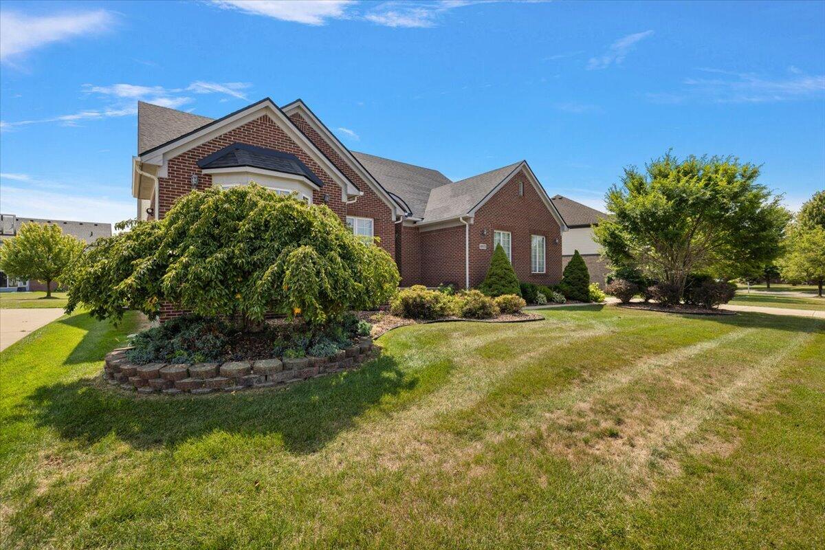 main property photo 79