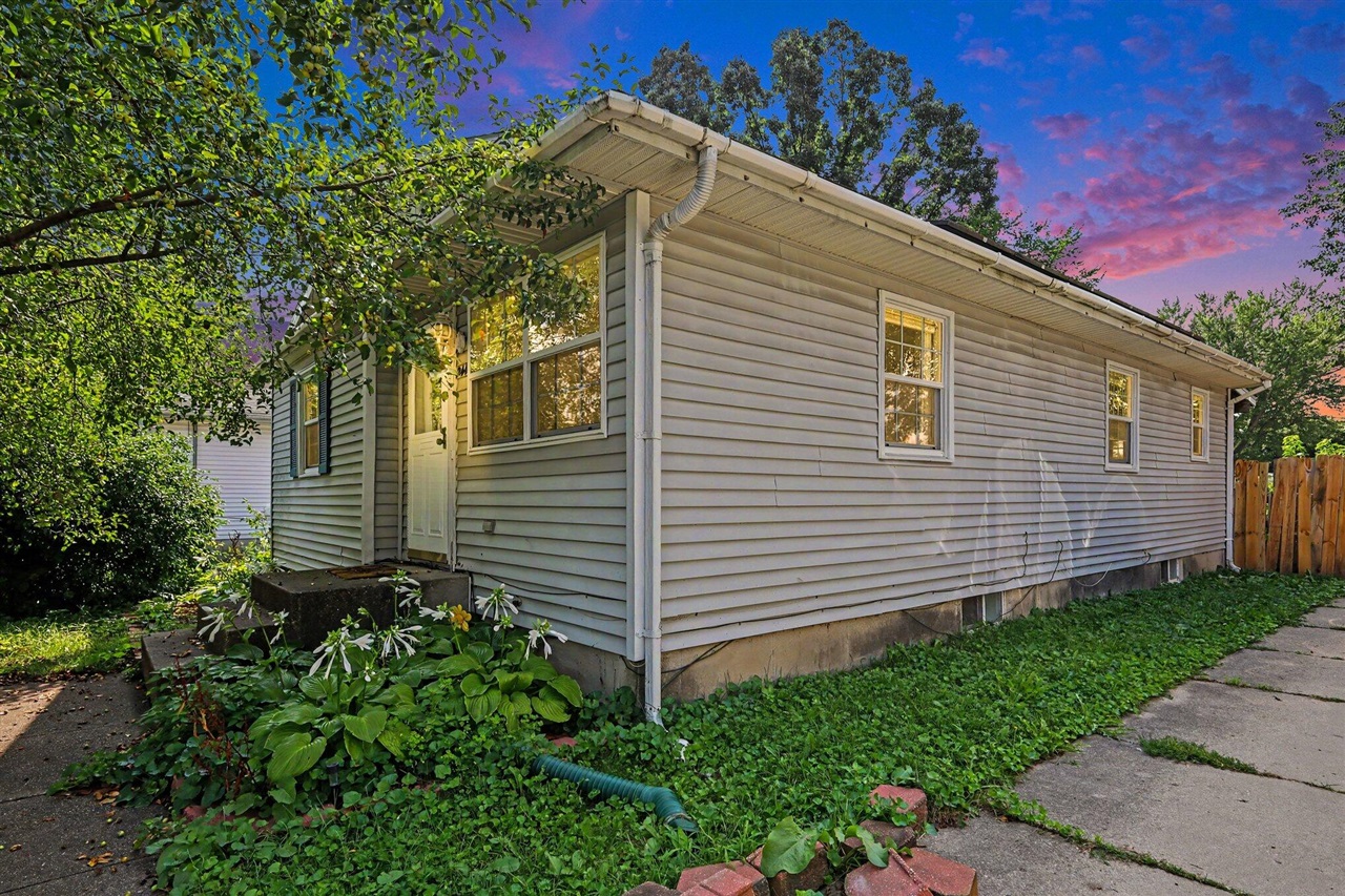 main property photo 0
