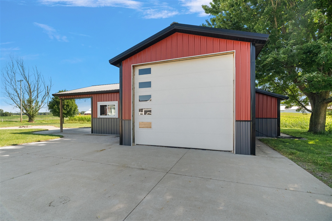main property photo 44