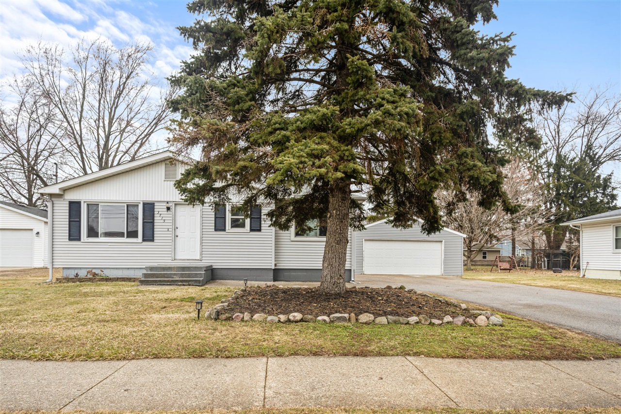main property photo 0