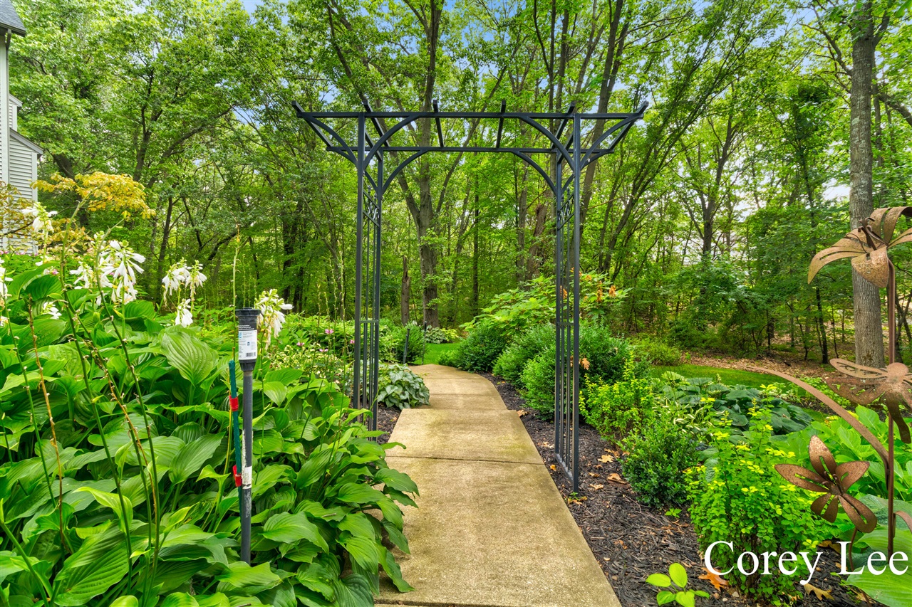 main property photo 79
