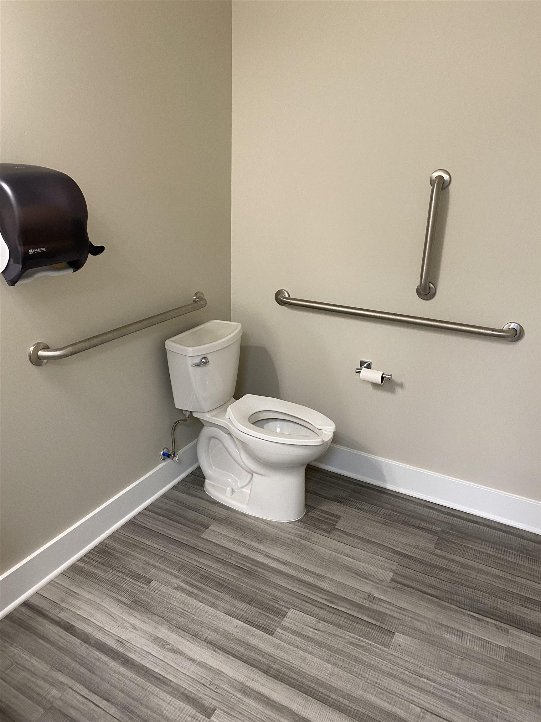 main property photo 9
