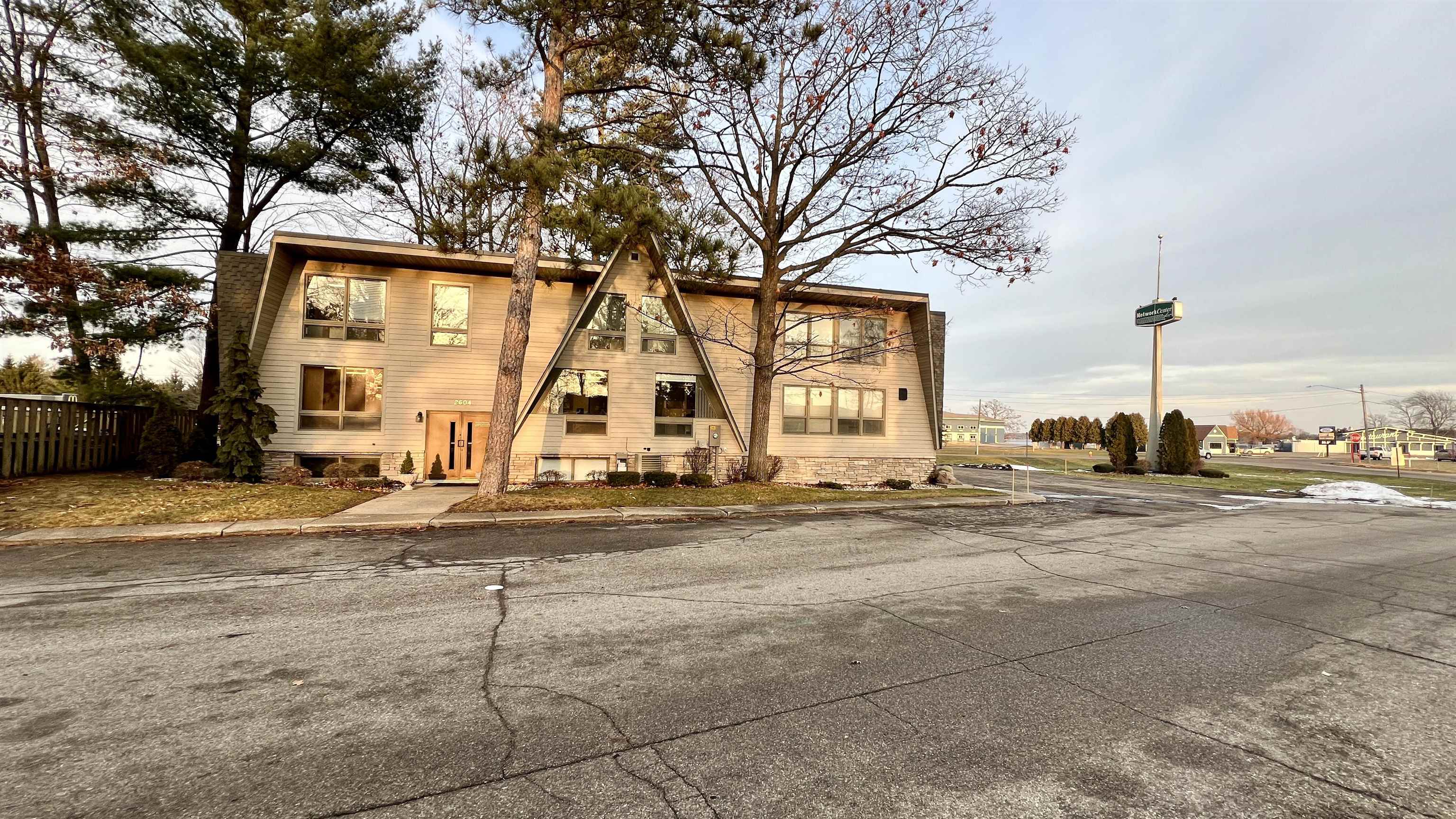 main property photo 50