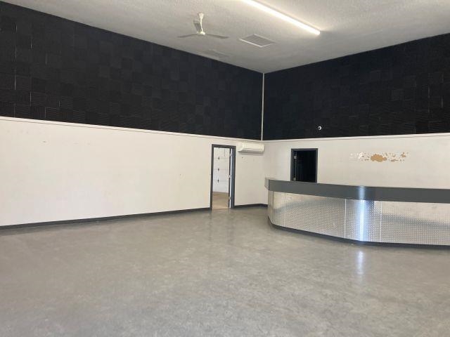 main property photo 8