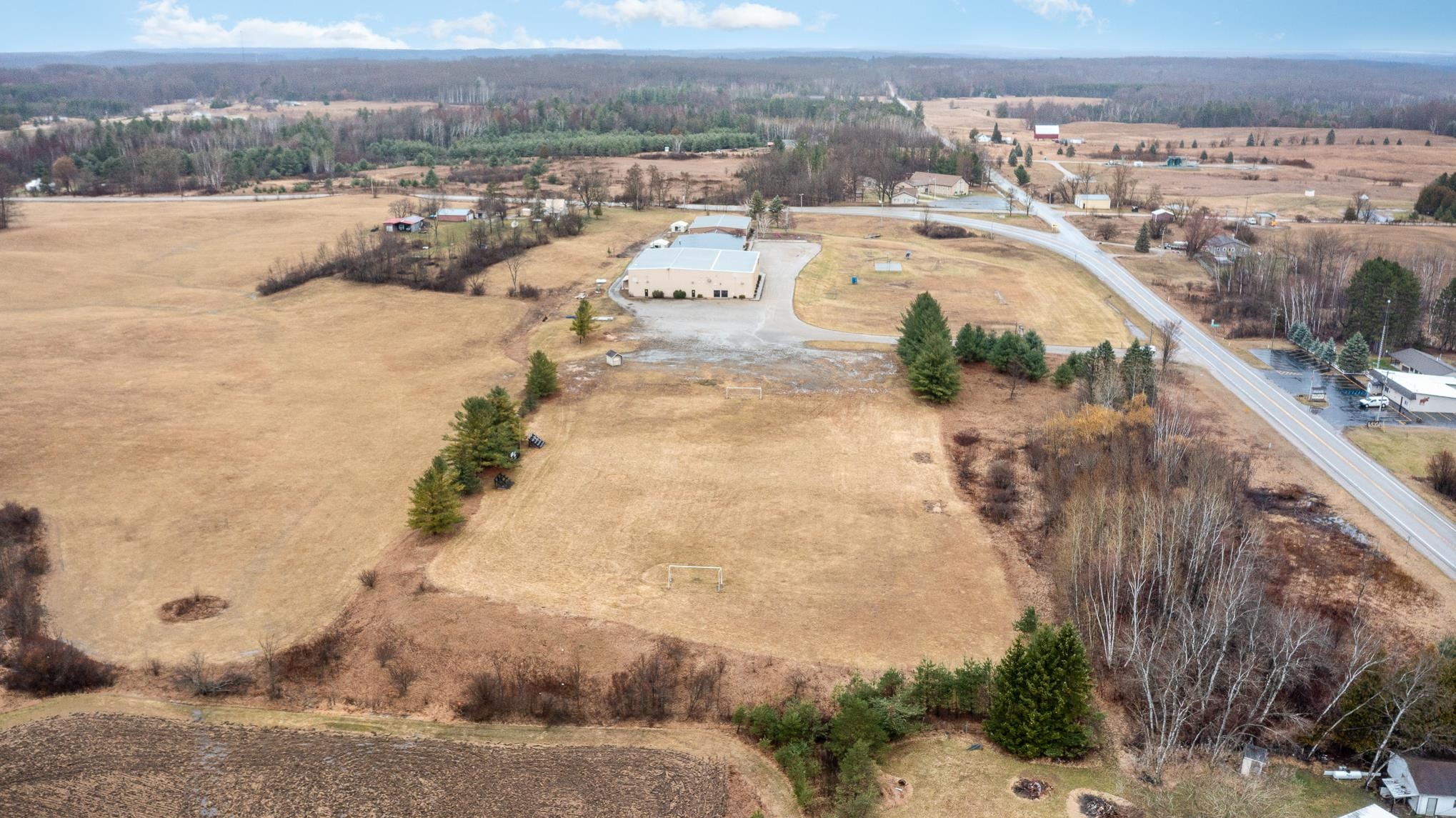 main property photo 36