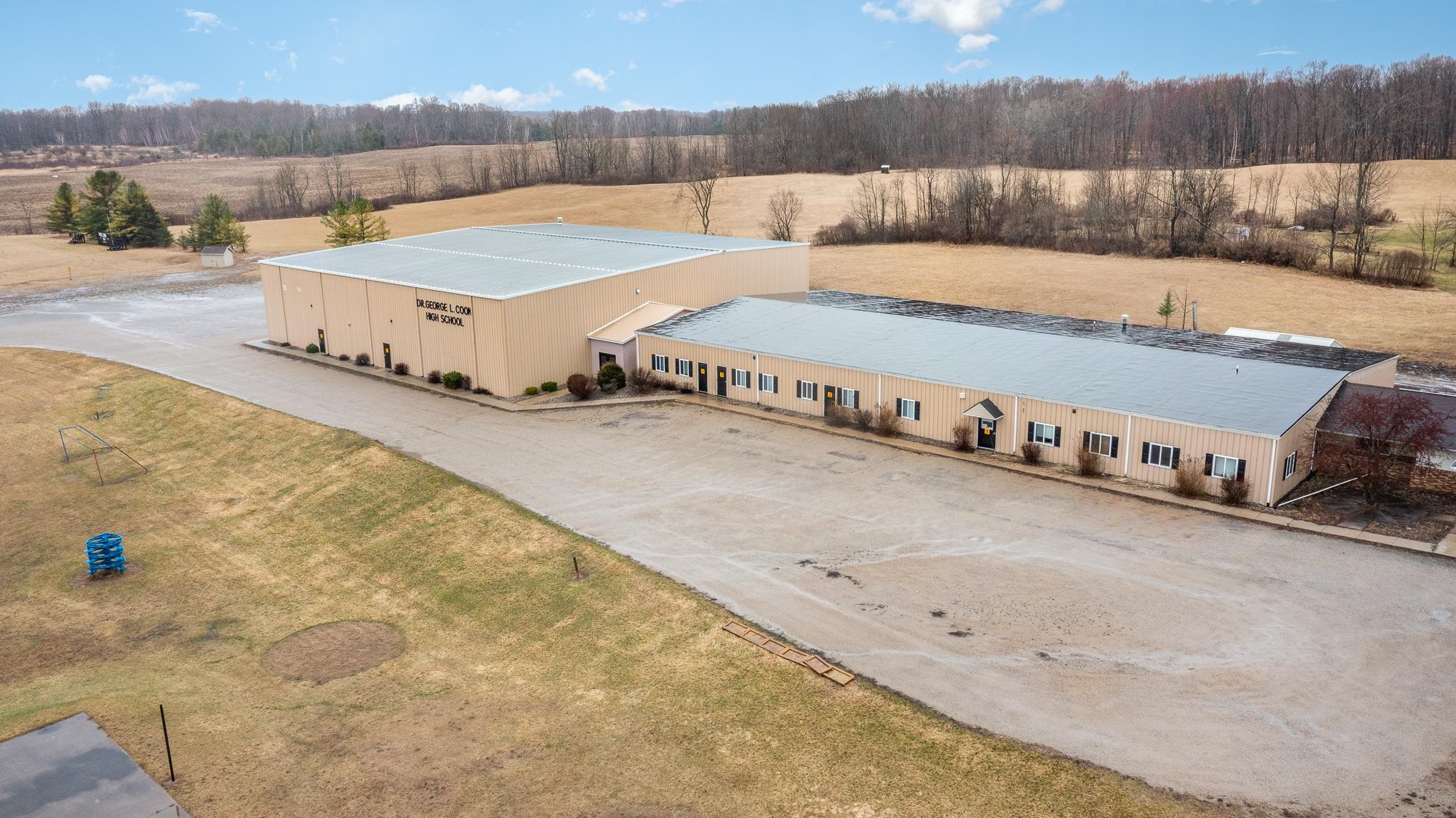 main property photo 41