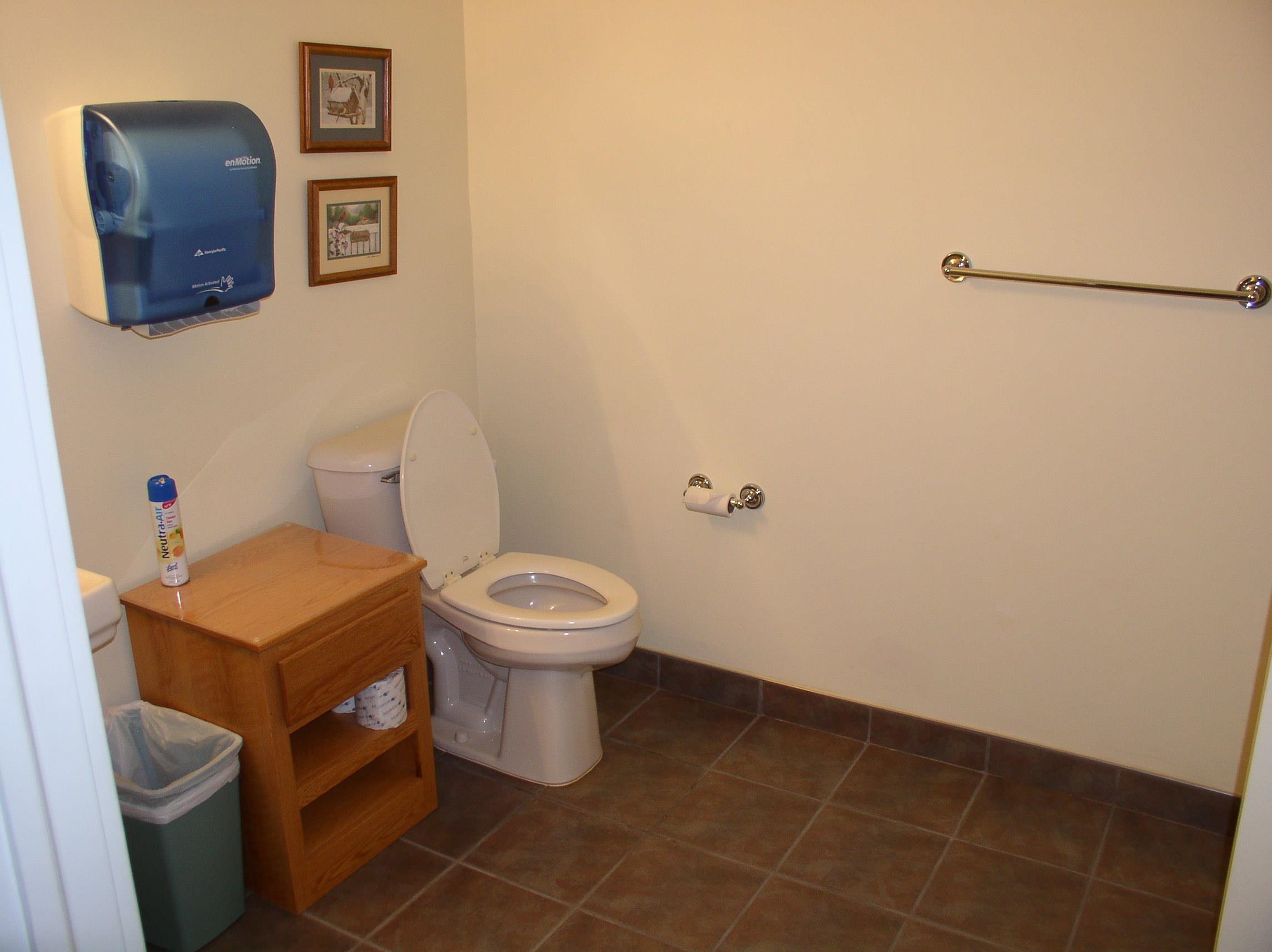 main property photo 9