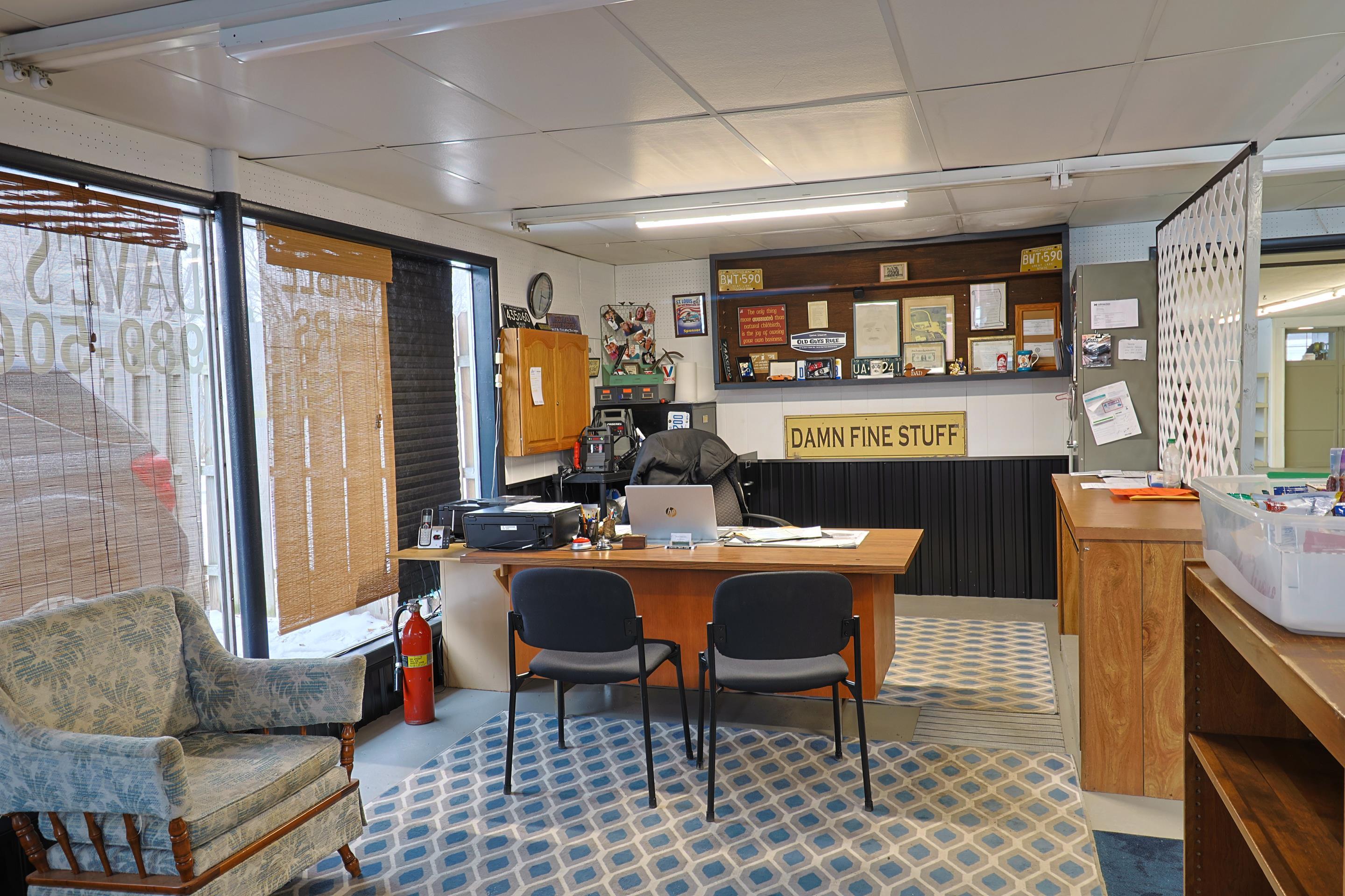 main property photo 19