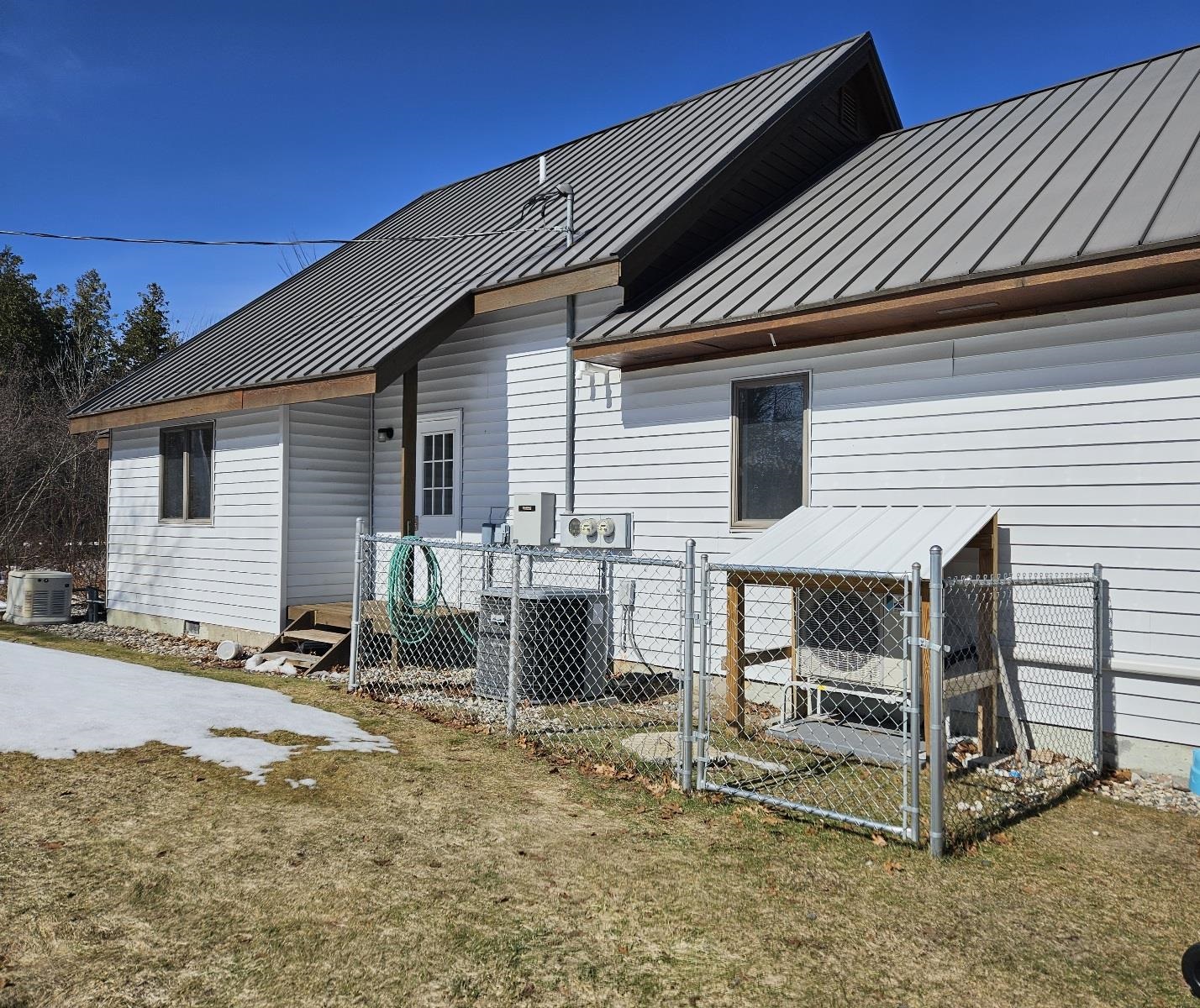 main property photo 65
