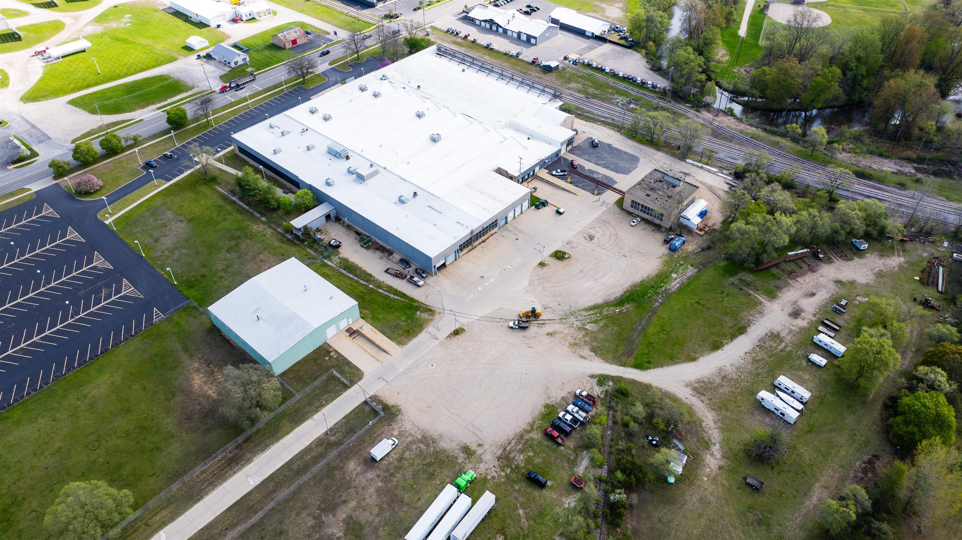 main property photo 14