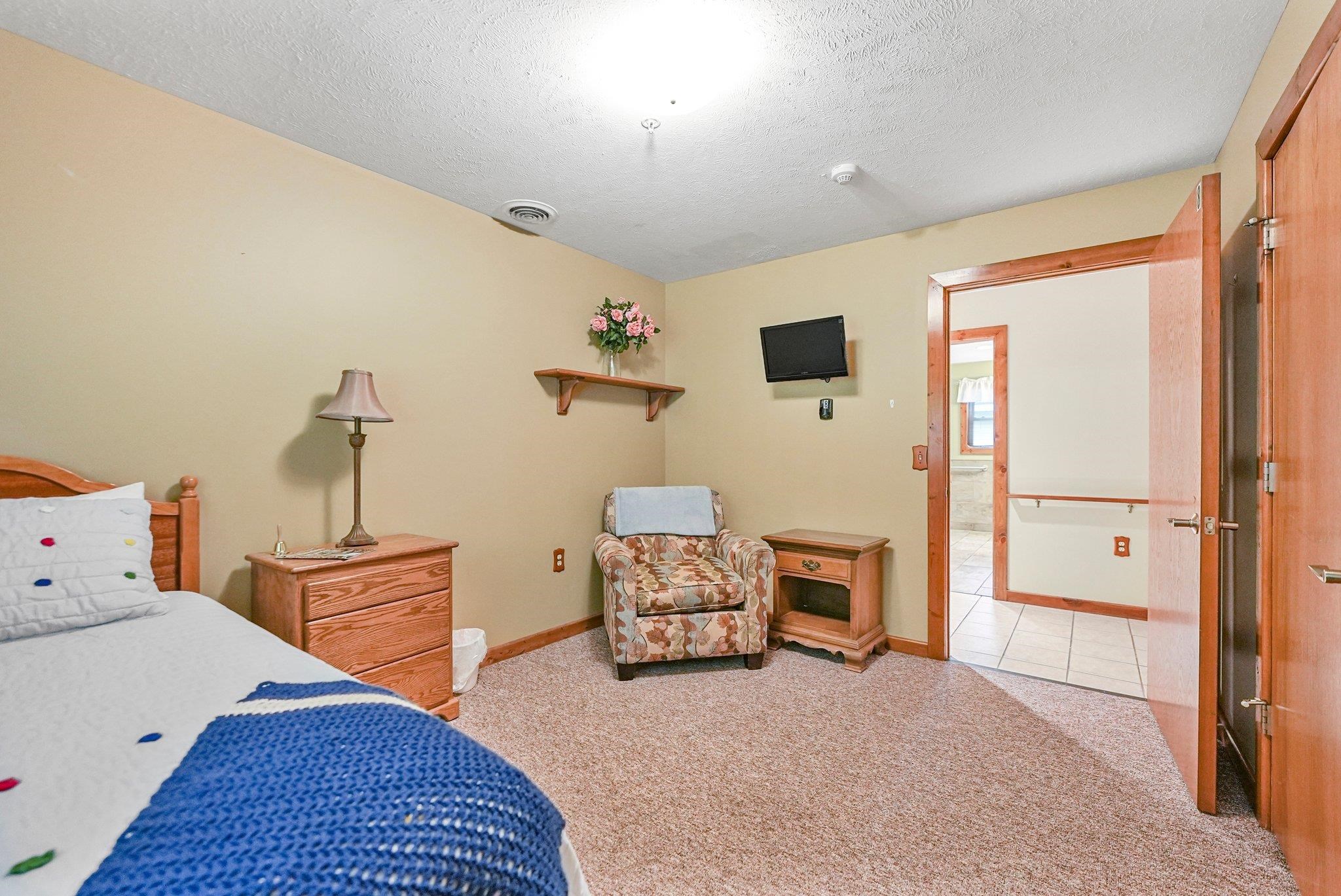 main property photo 48