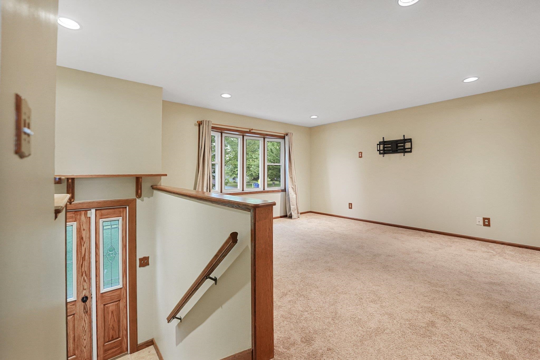 main property photo 66