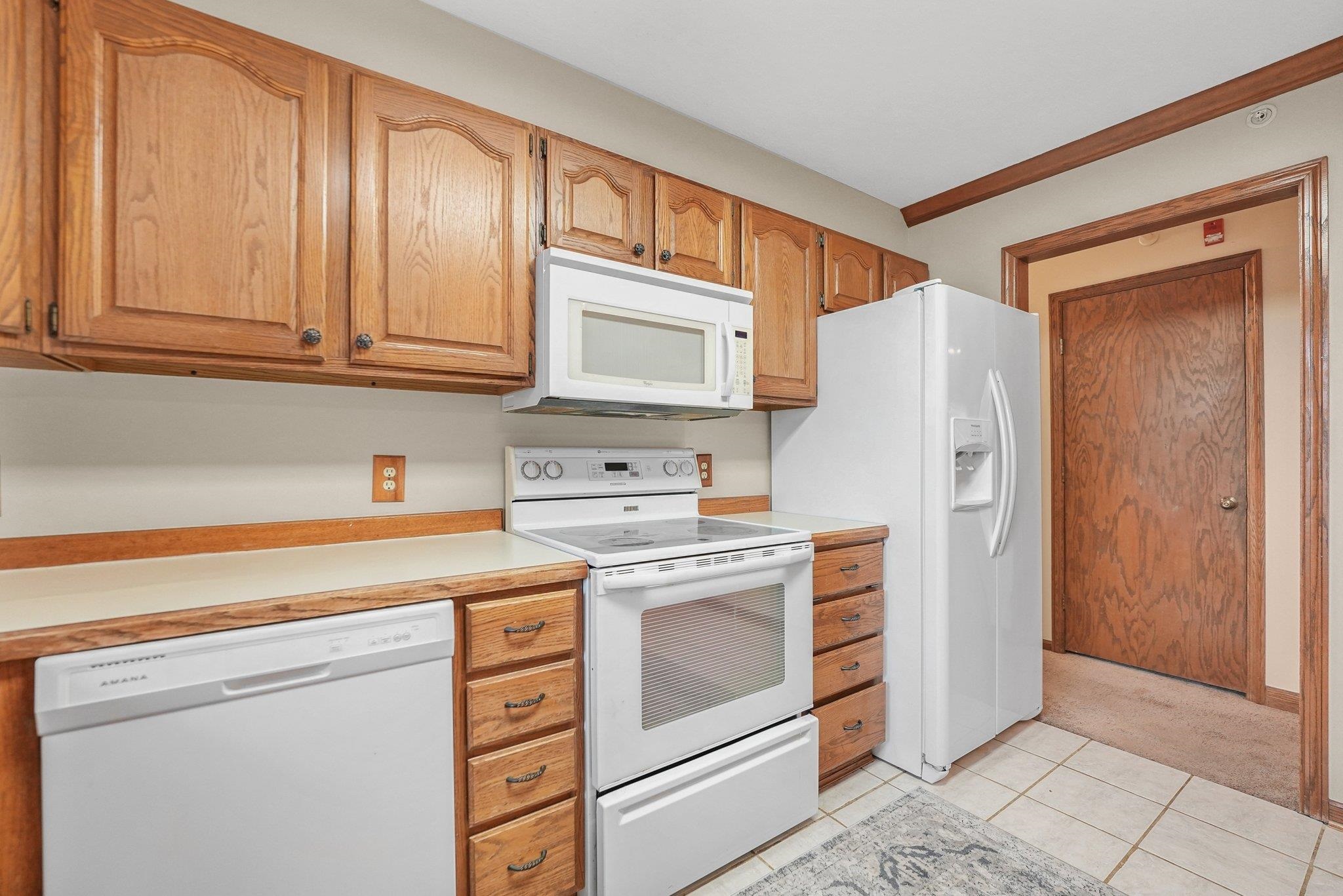 main property photo 76