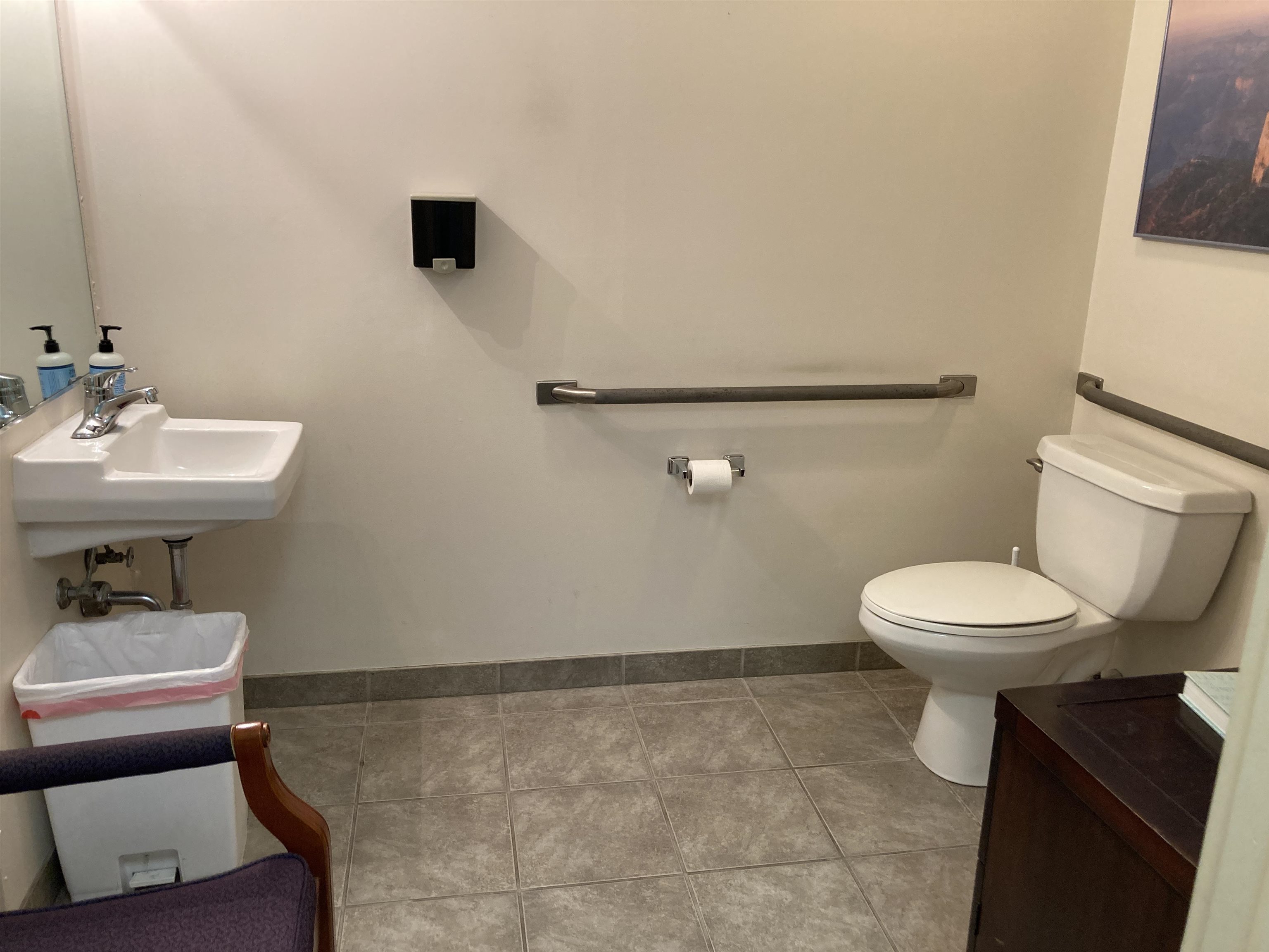 main property photo 9