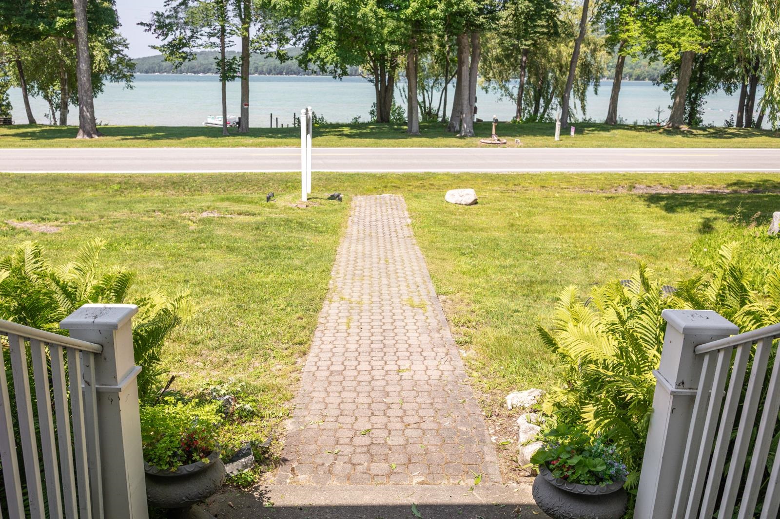 main property photo 47