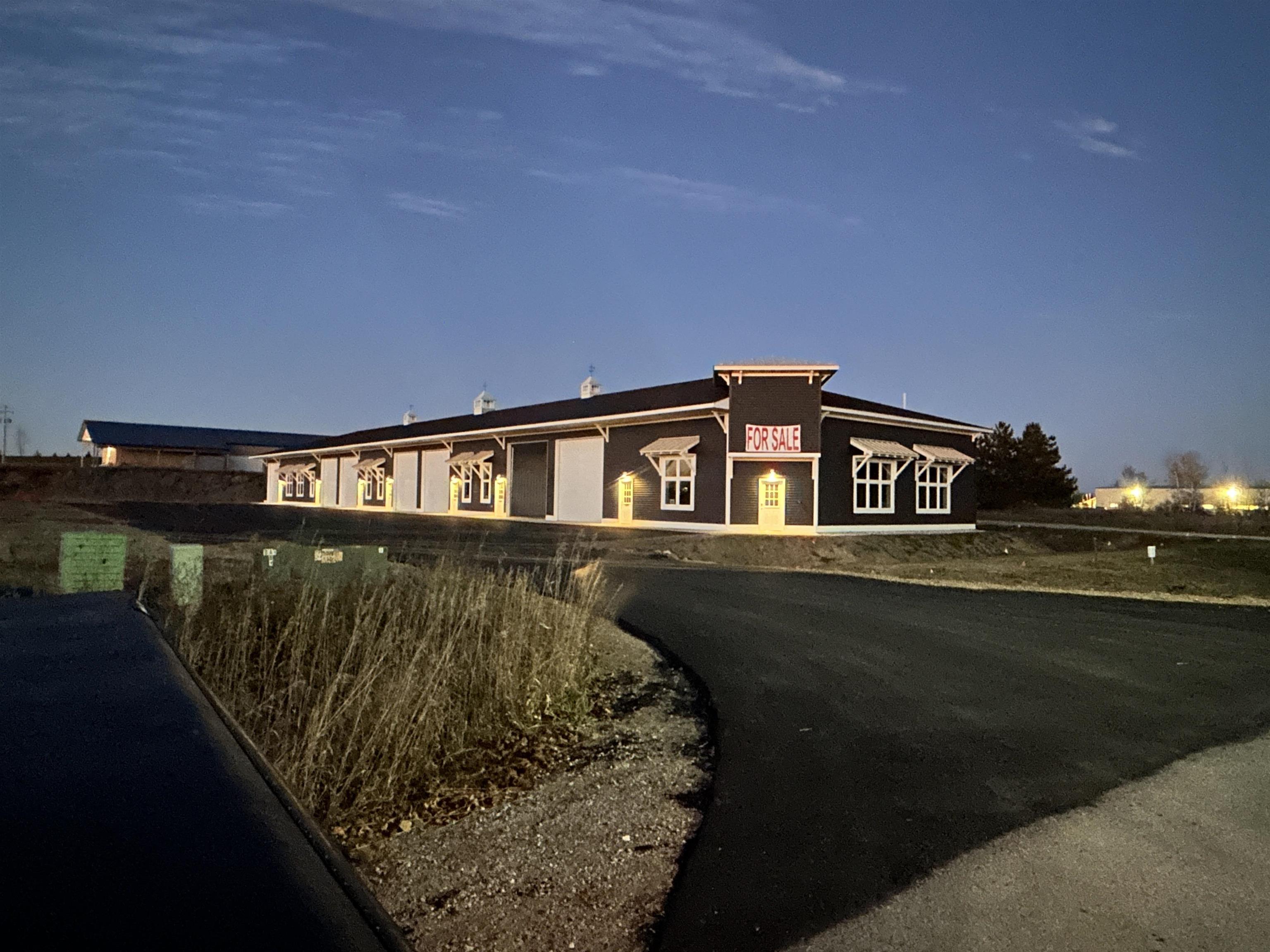 main property photo 0
