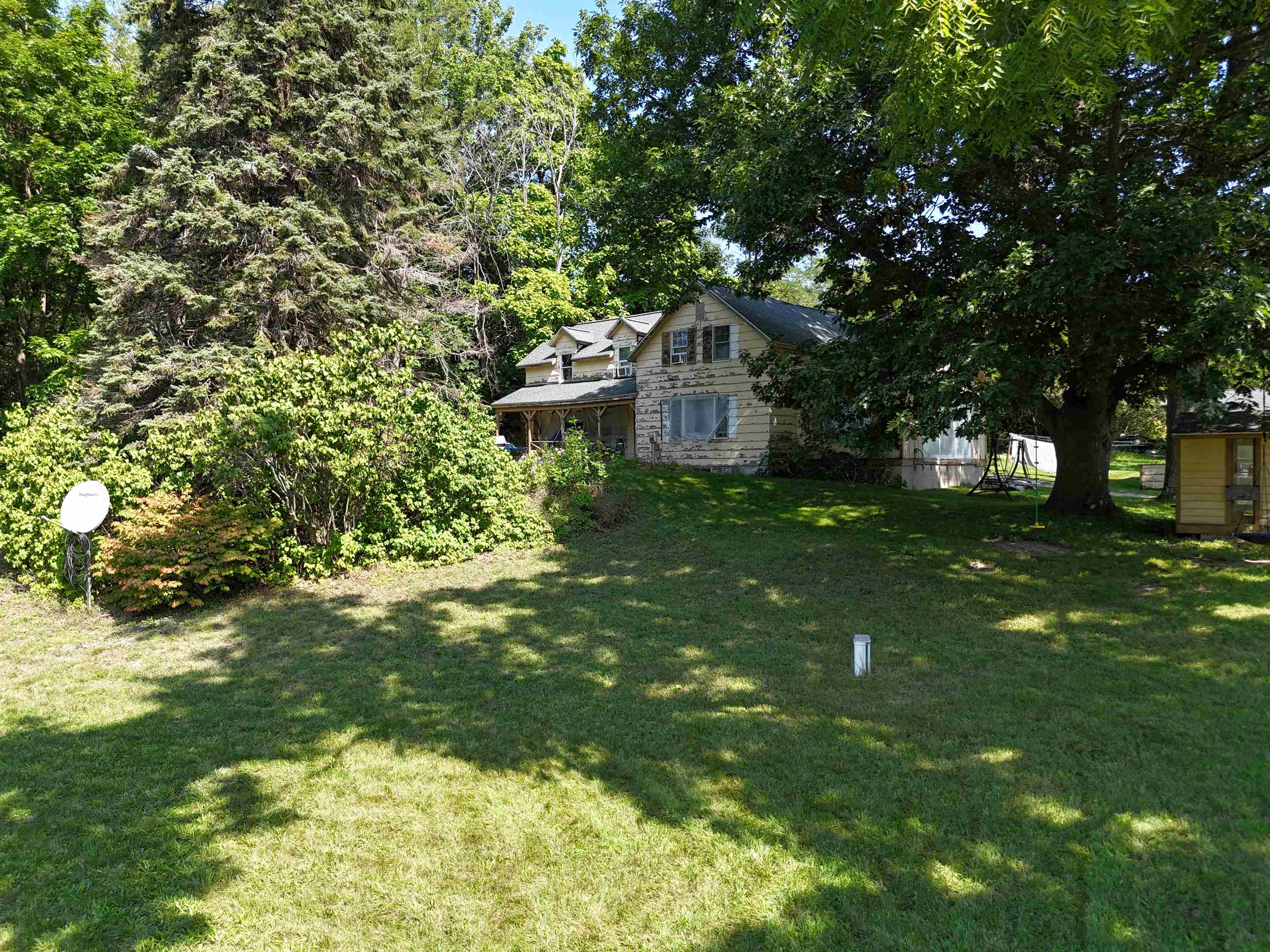 main property photo 13
