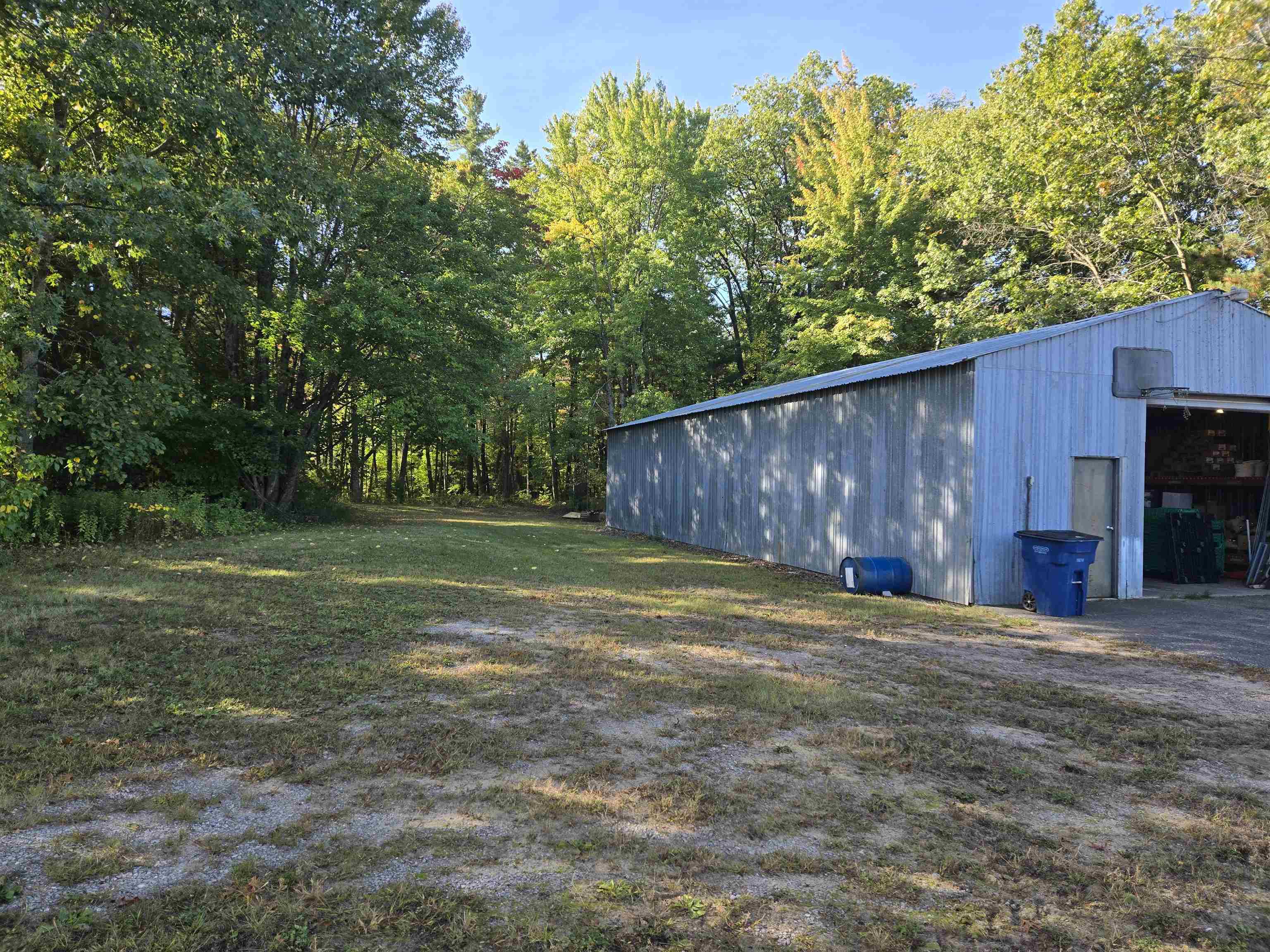 main property photo 6
