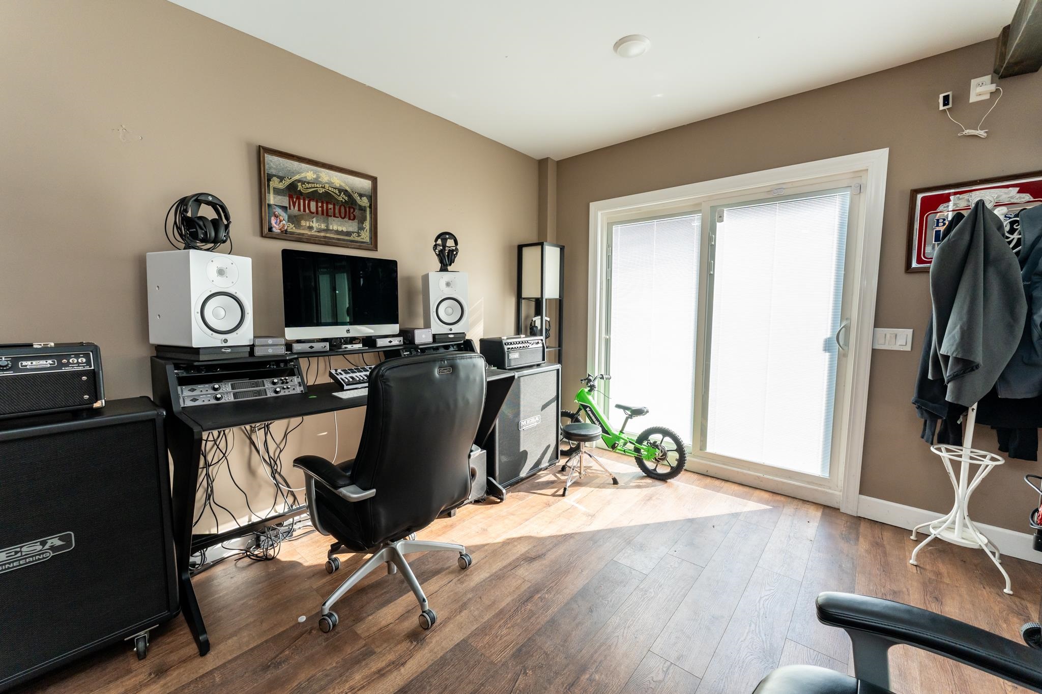 main property photo 59