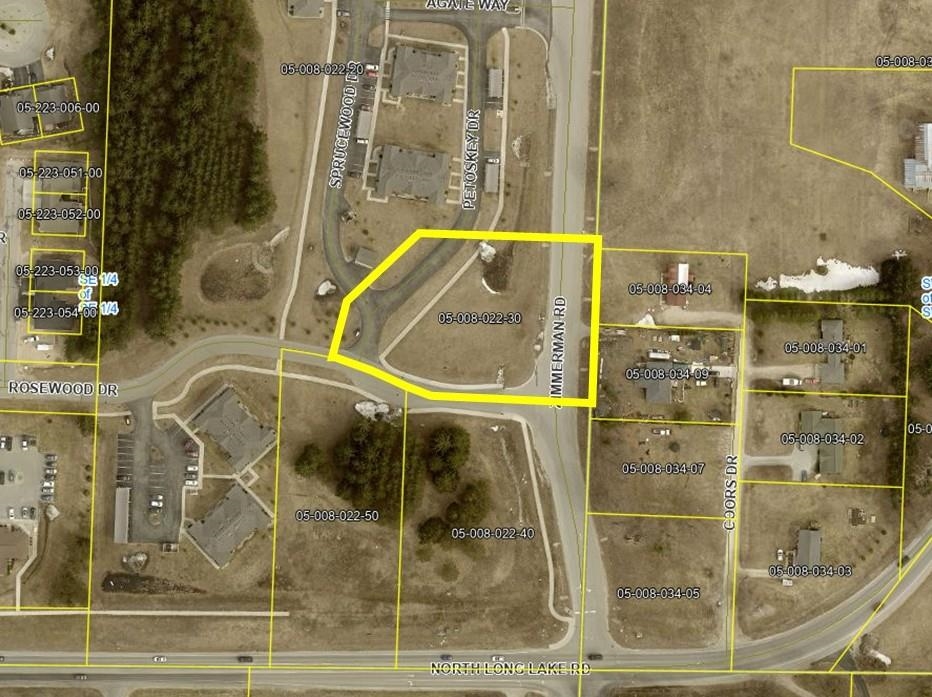 main property photo 11