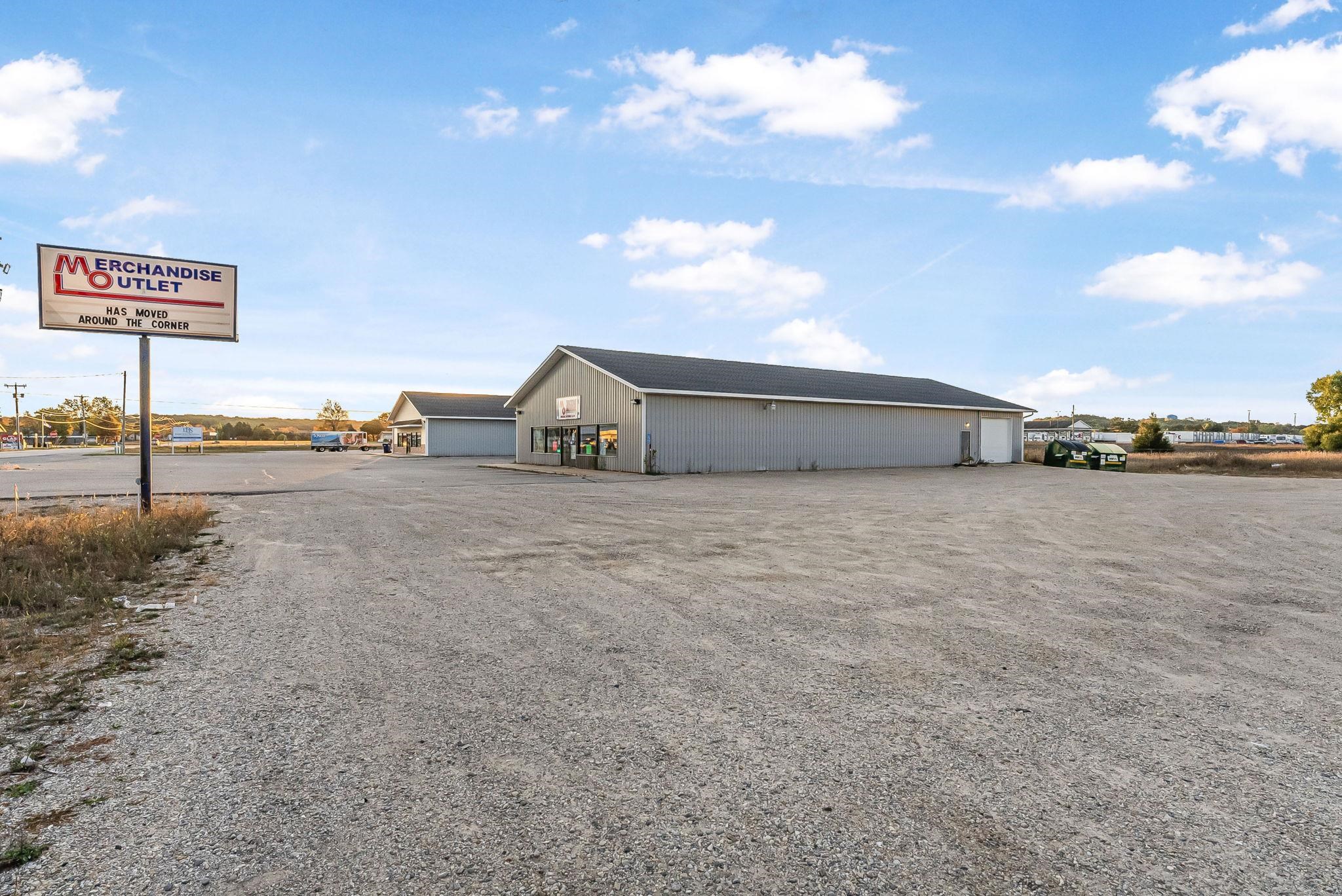 main property photo 8
