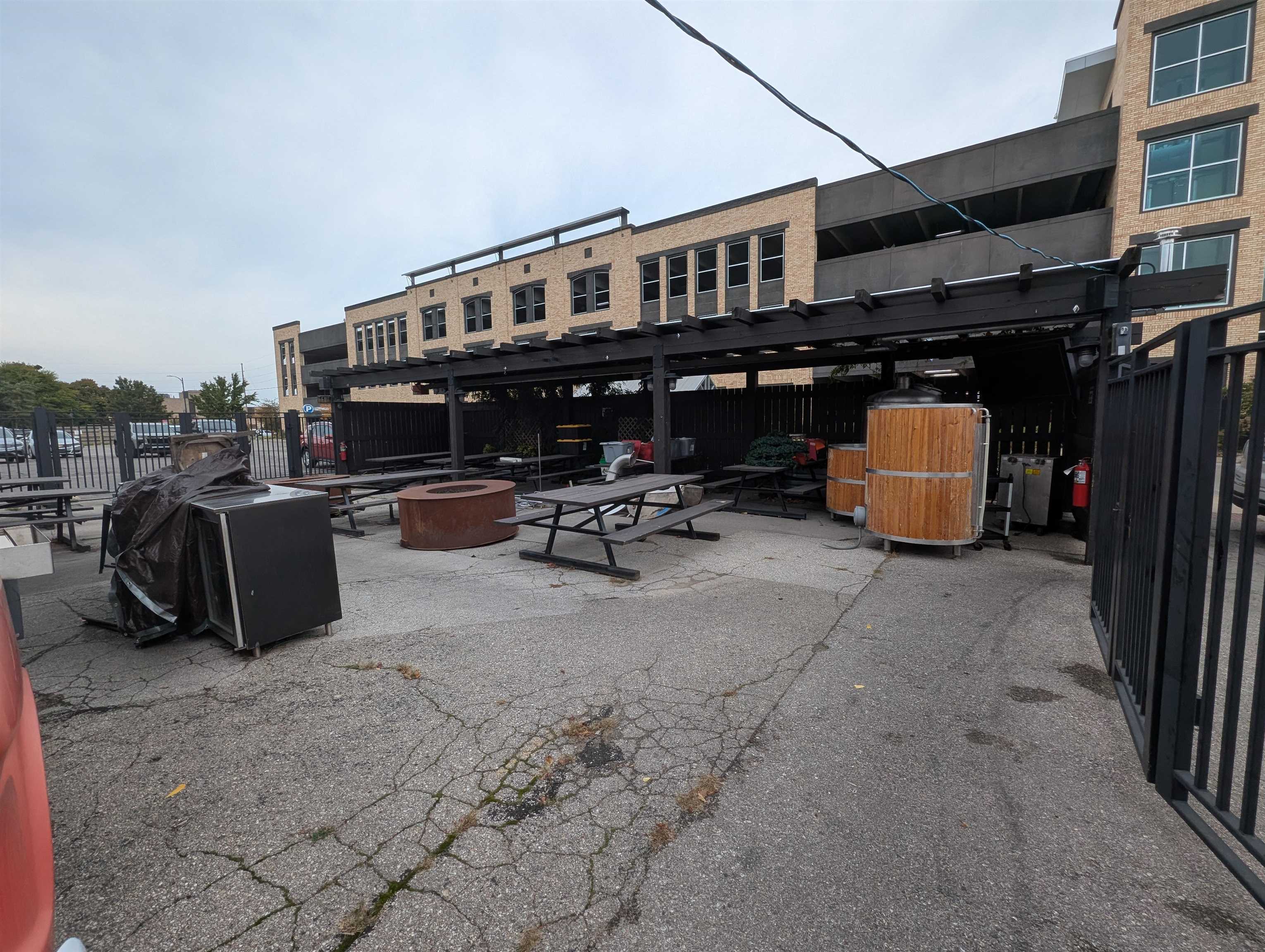 main property photo 17