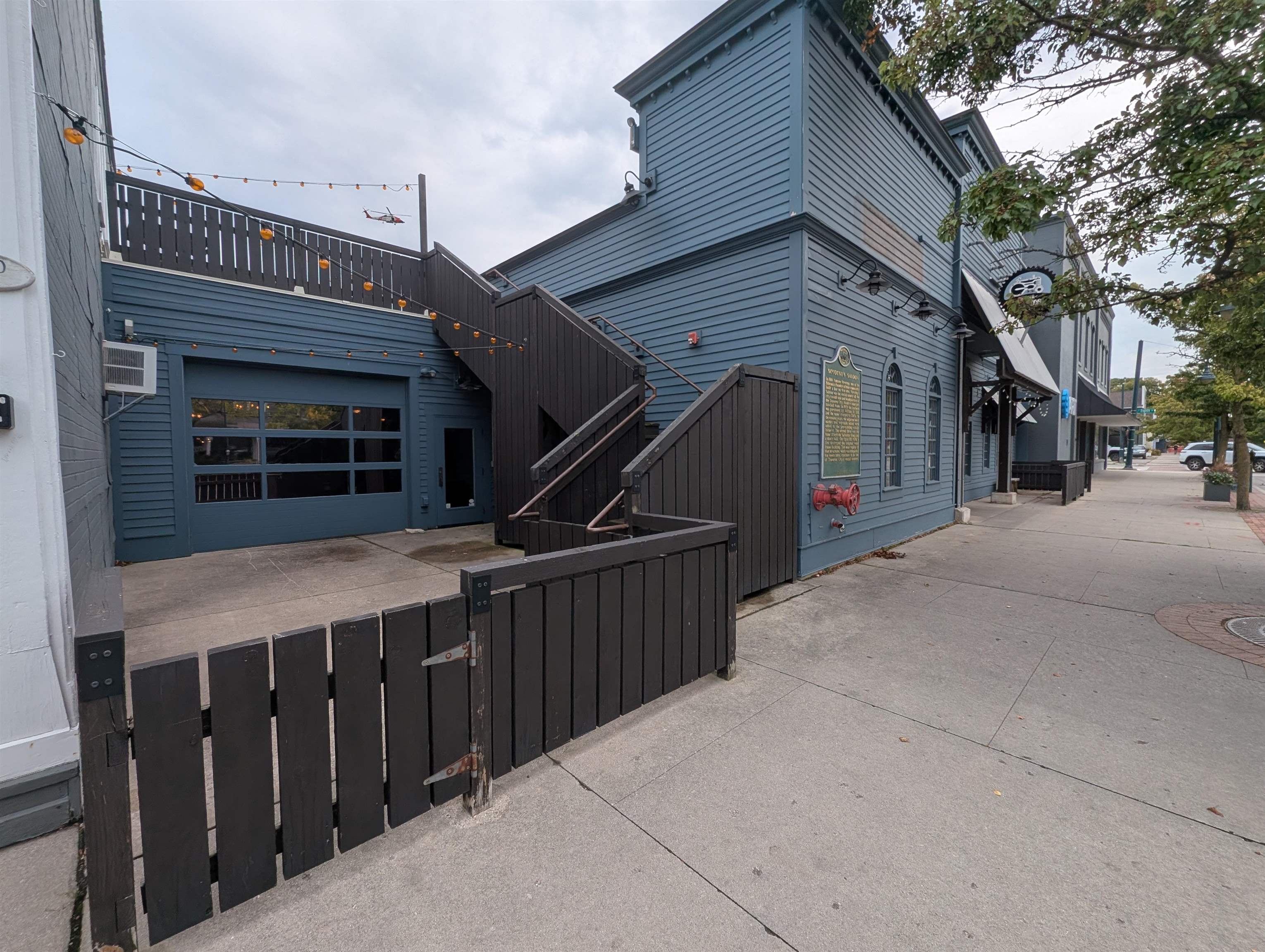 main property photo 7